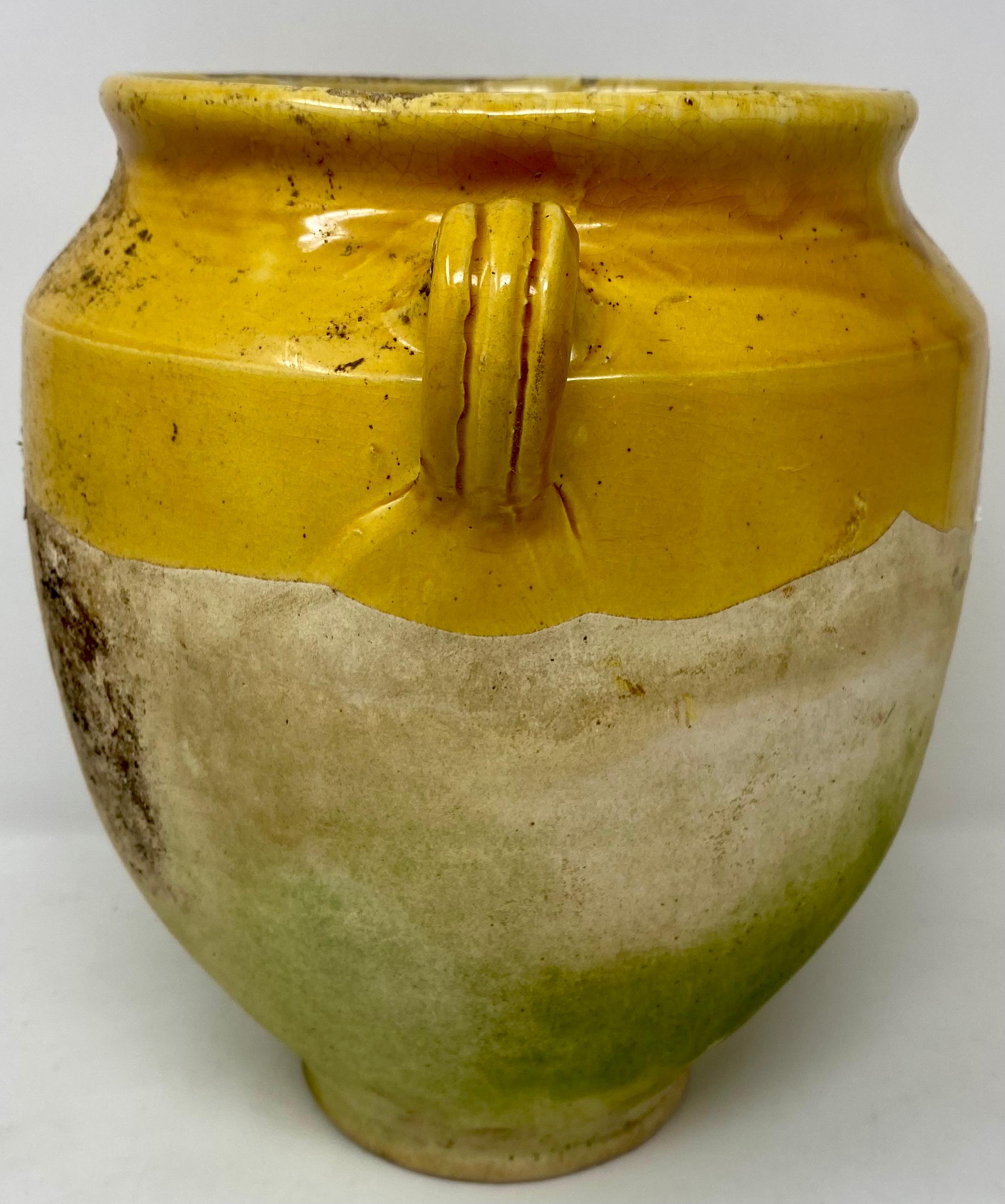 Vintage French Provincial Yellow Terracotta Glazed Confit Pottery Jar w/ Handles In Good Condition For Sale In New Orleans, LA