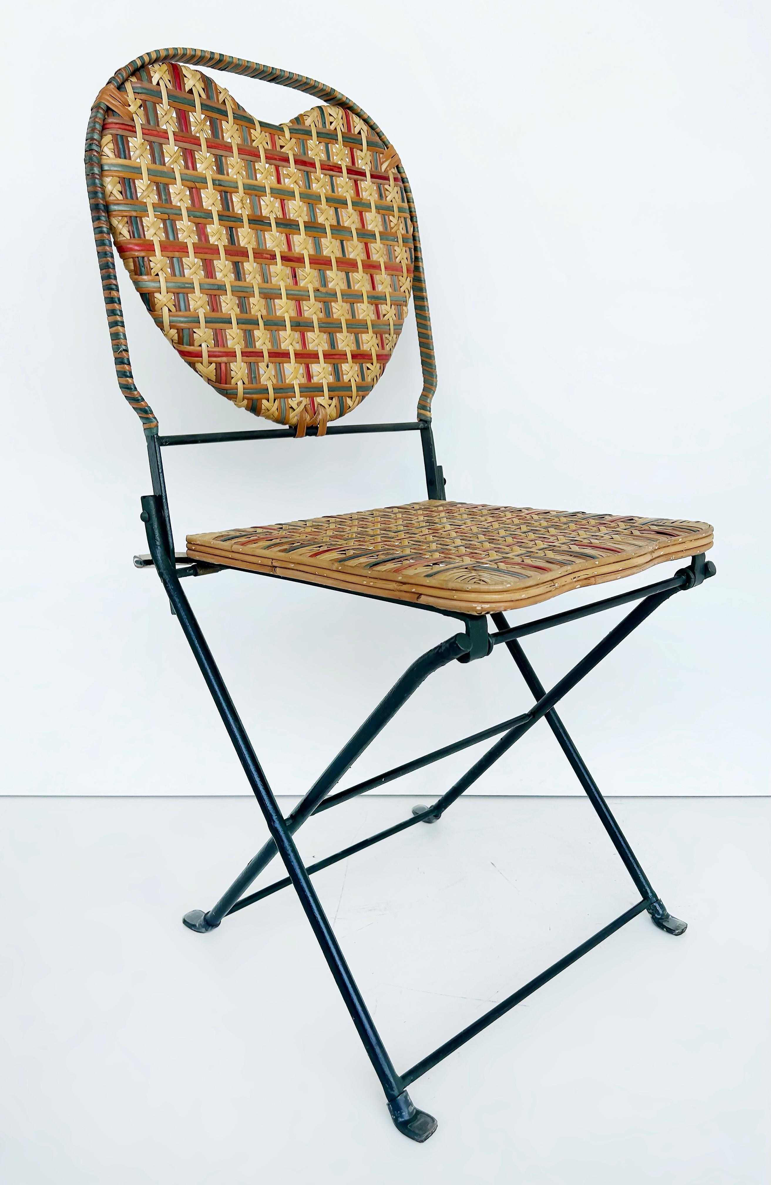 Campagne Chaises pliantes françaises en rotin et fer forgé par Un Jardin... En plus (4)