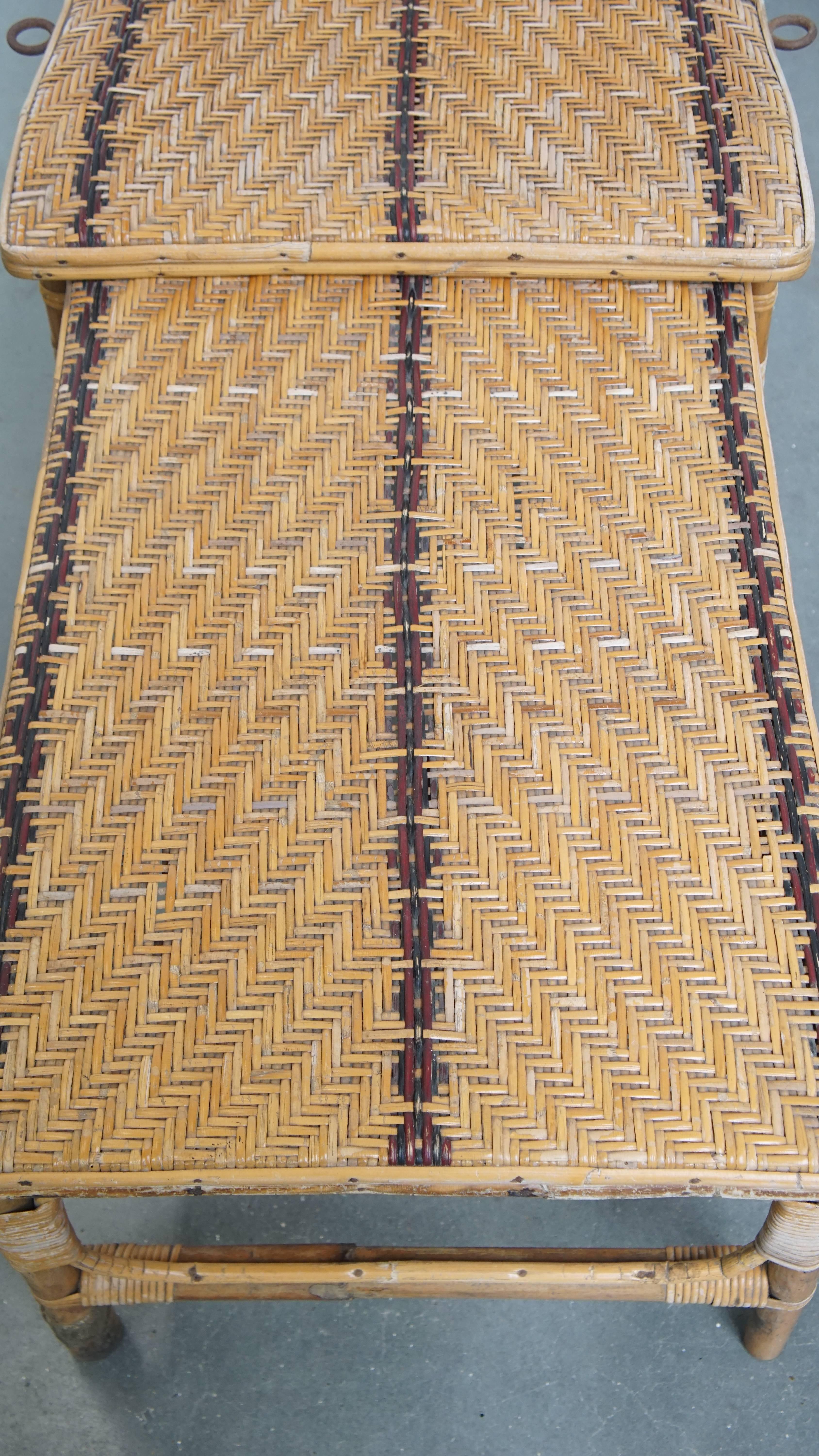 Rattan Sedia da salotto pieghevole in rattan francese vintage in vendita