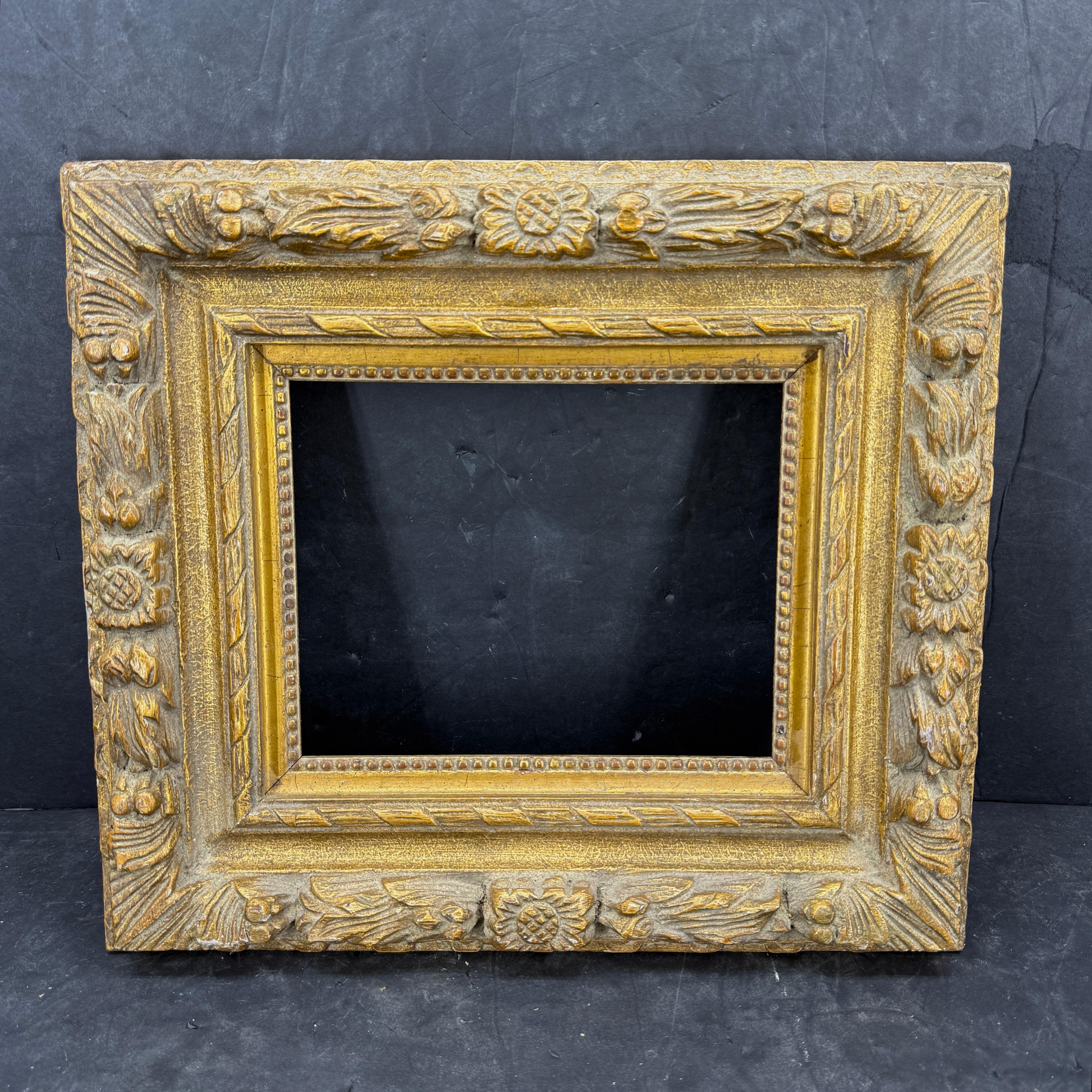 Vintage French Rectangular Wood Gilt Gold Art Frame In Good Condition For Sale In Haddonfield, NJ