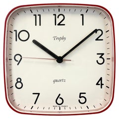 Horloge murale française vintage en bakélite rouge de Trophy, années 1990
