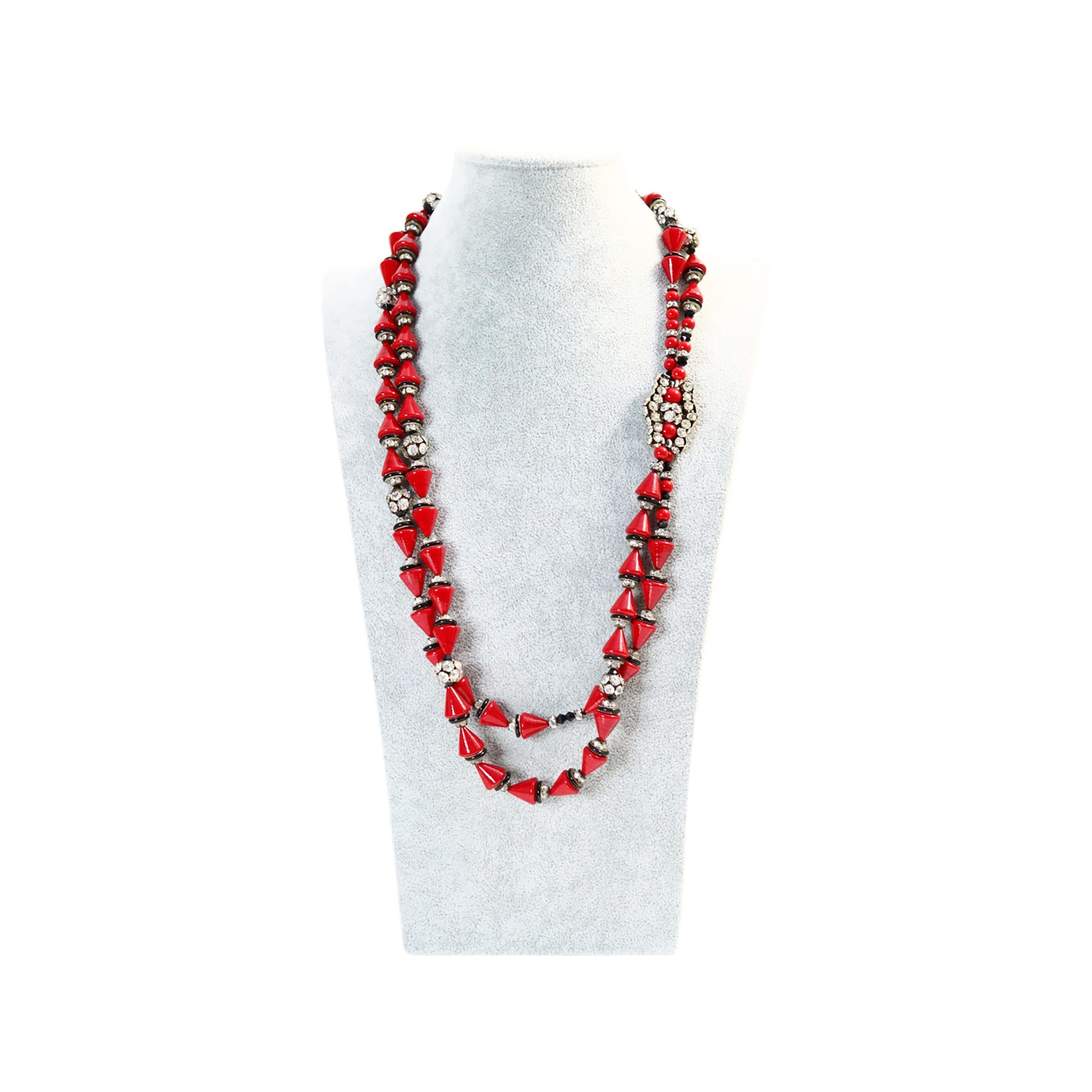 Collana vintage francese con perline rosse e rondelle in oro e nero CIRCA 1960 in vendita 3