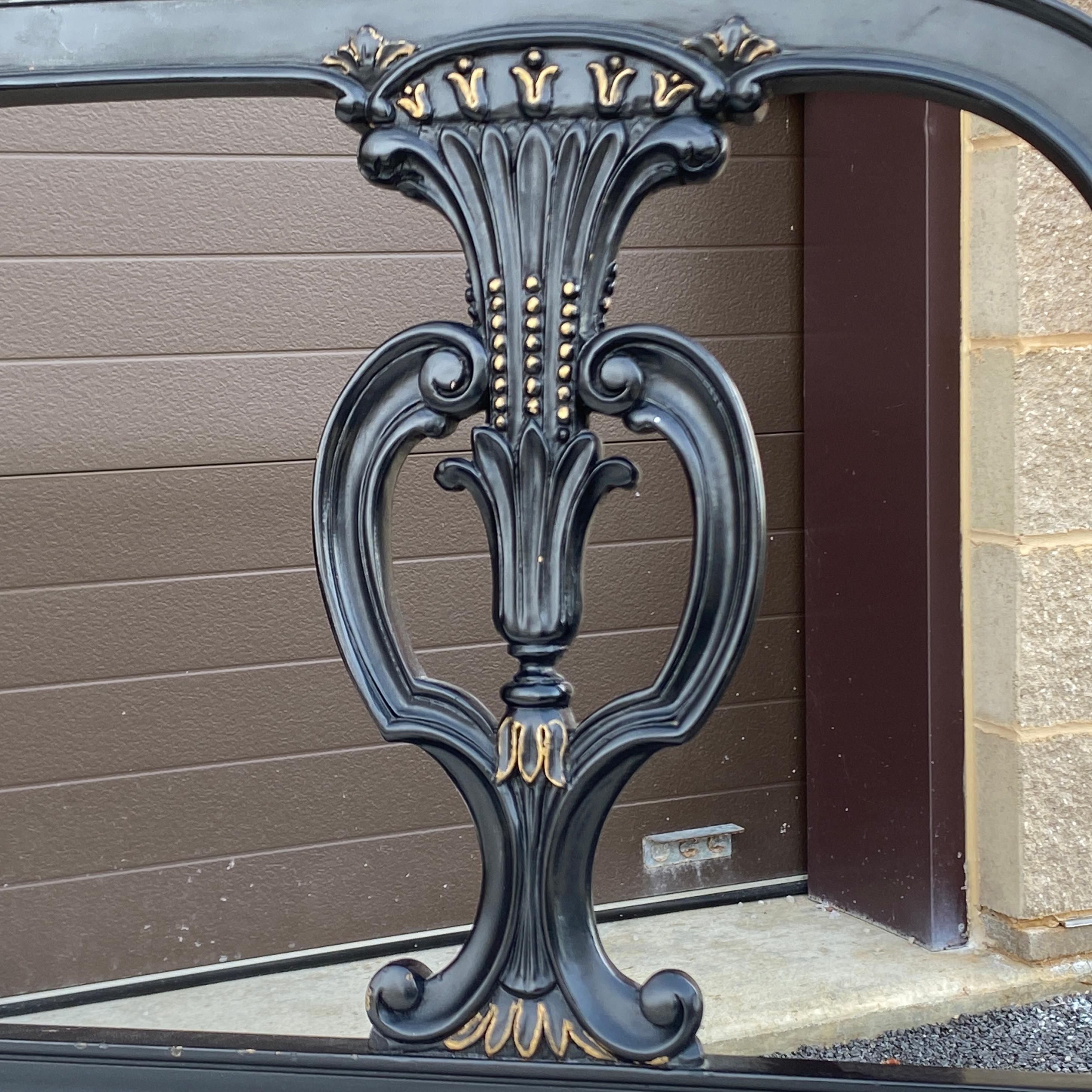 Banc vintage de style Régence française Louis XVI en bois ébénisé 10