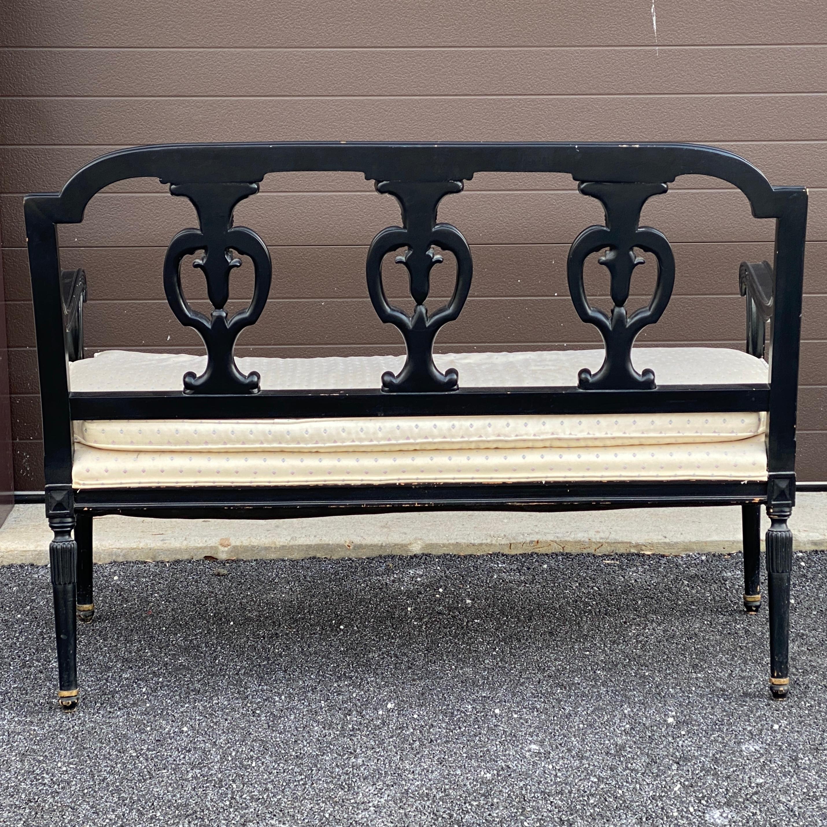 Banc vintage de style Régence française Louis XVI en bois ébénisé État moyen à West Chester, PA