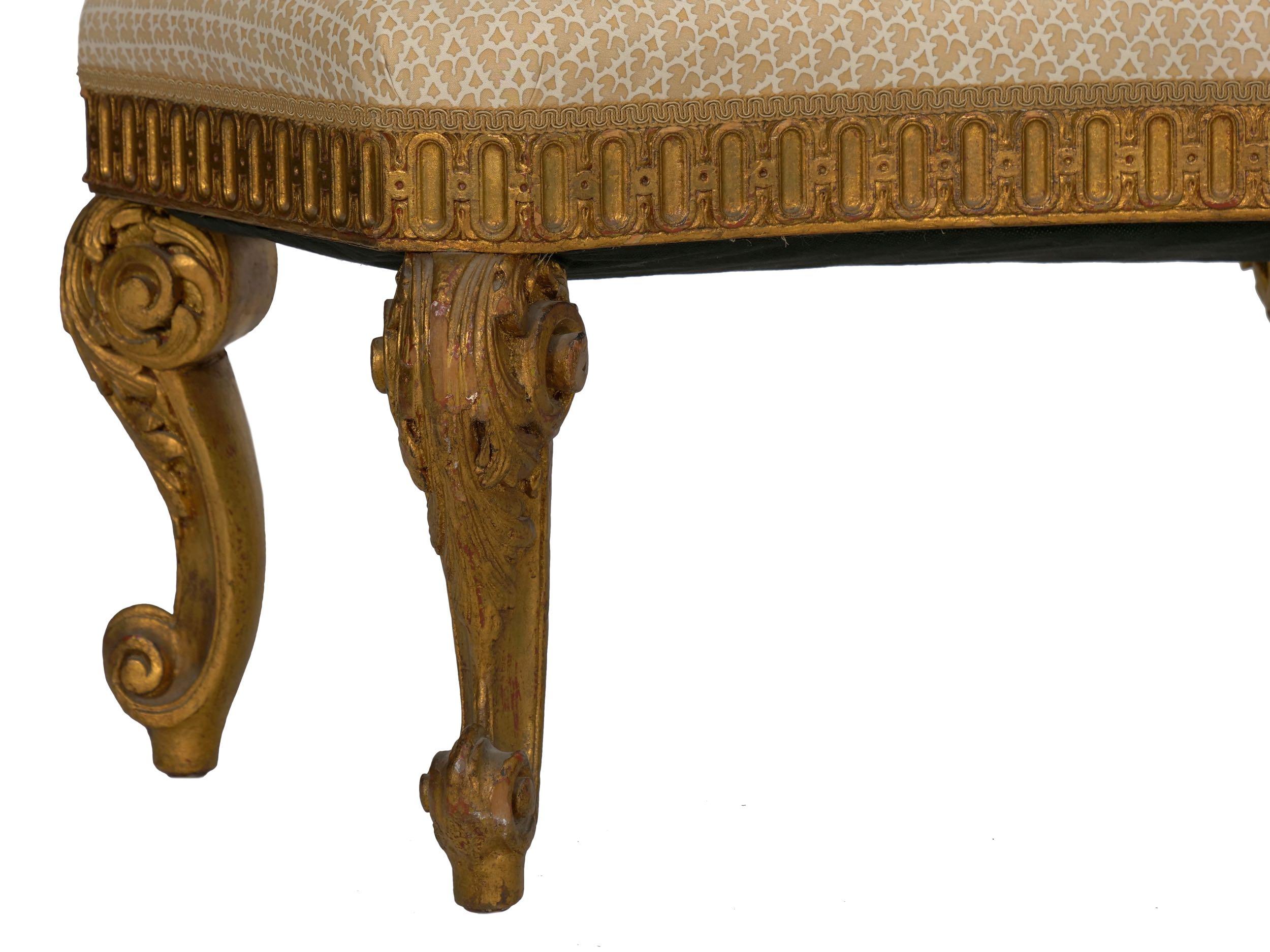 Vintage French Regency Style Carved Giltwood Foot Stool Bench, 20th Century 2