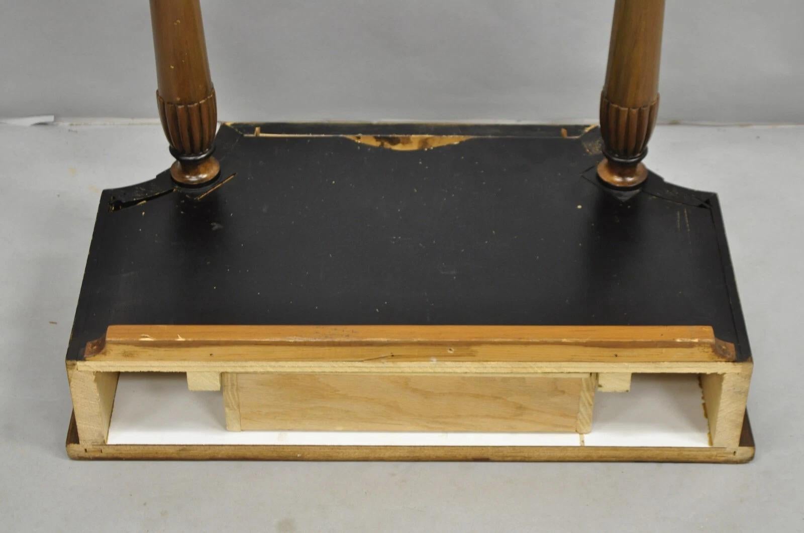 Petite console murale en cerisier avec tiroir, style Régence française vintage en vente 3