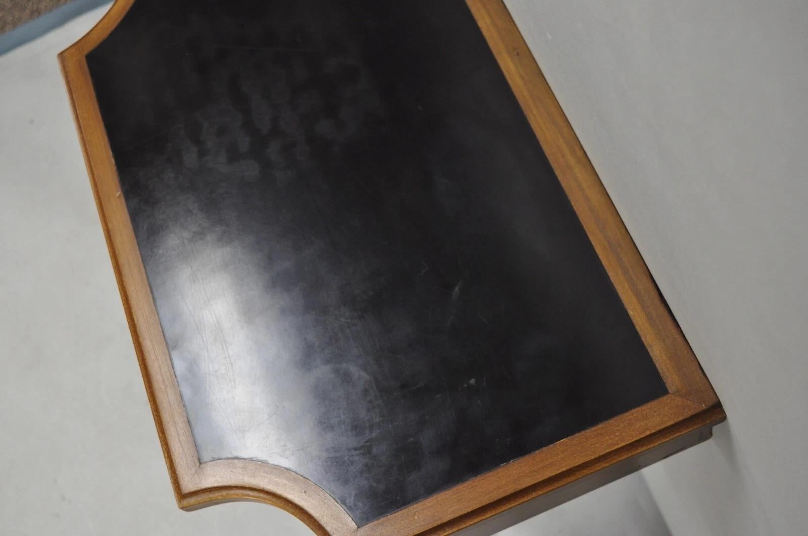Petite console murale en cerisier avec tiroir, style Régence française vintage en vente 1
