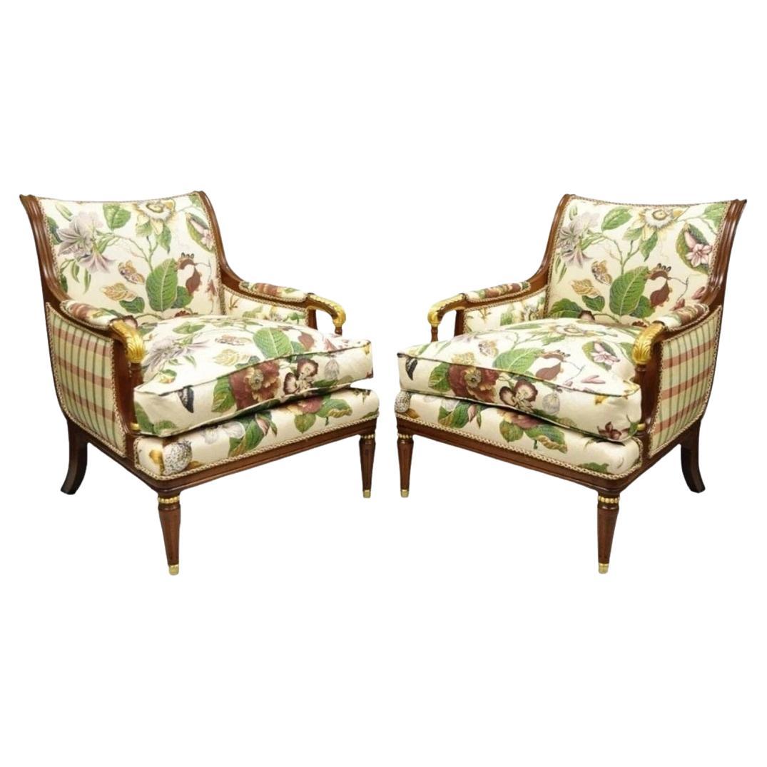 Sedie da salotto bergere in mogano con stampa floreale in stile Reggenza francese d'epoca - Coppia in vendita