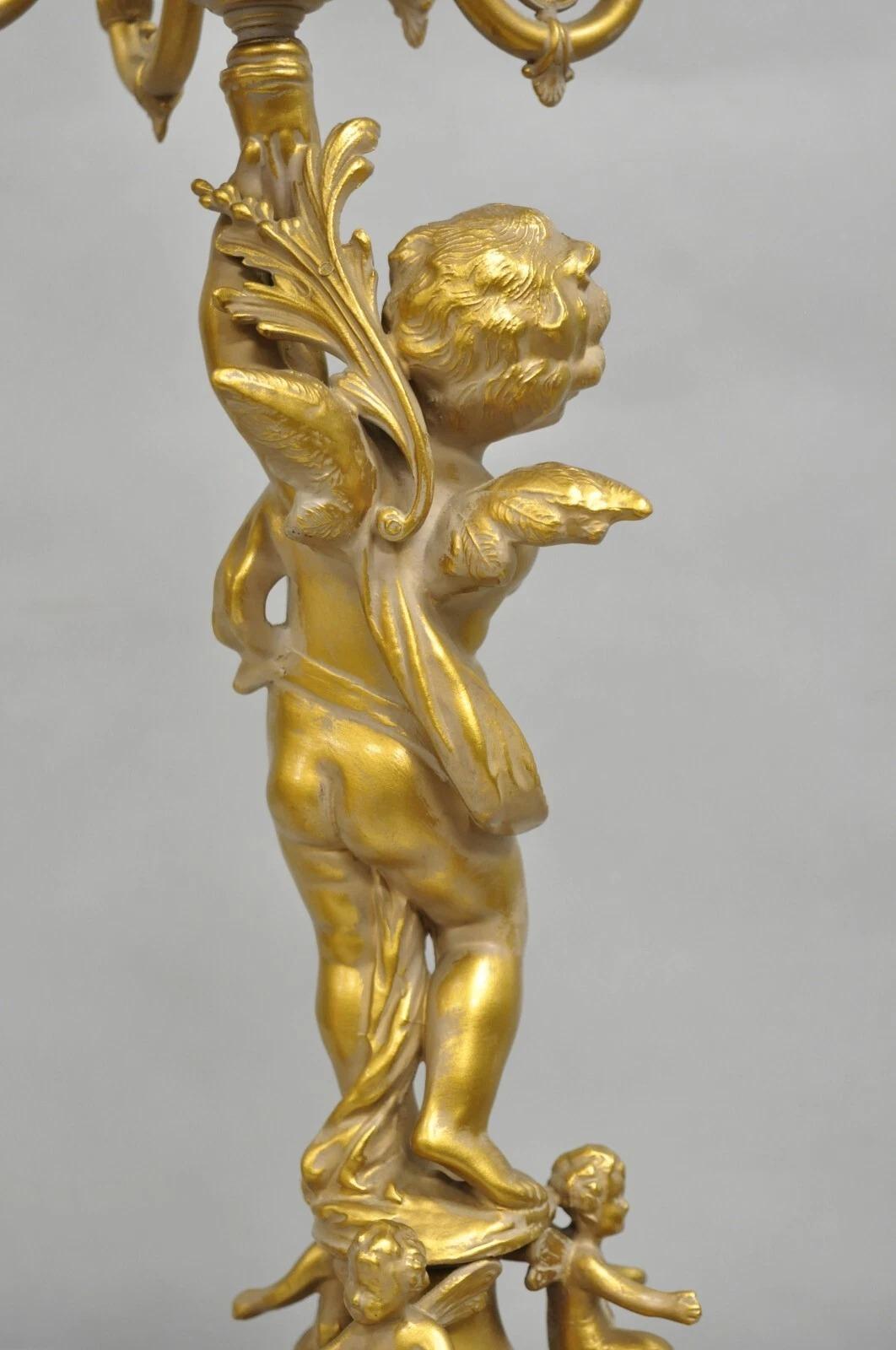 Lampada da tavolo a candelabro d'oro francese rinascimentale Luigi XV - una coppia in vendita 3