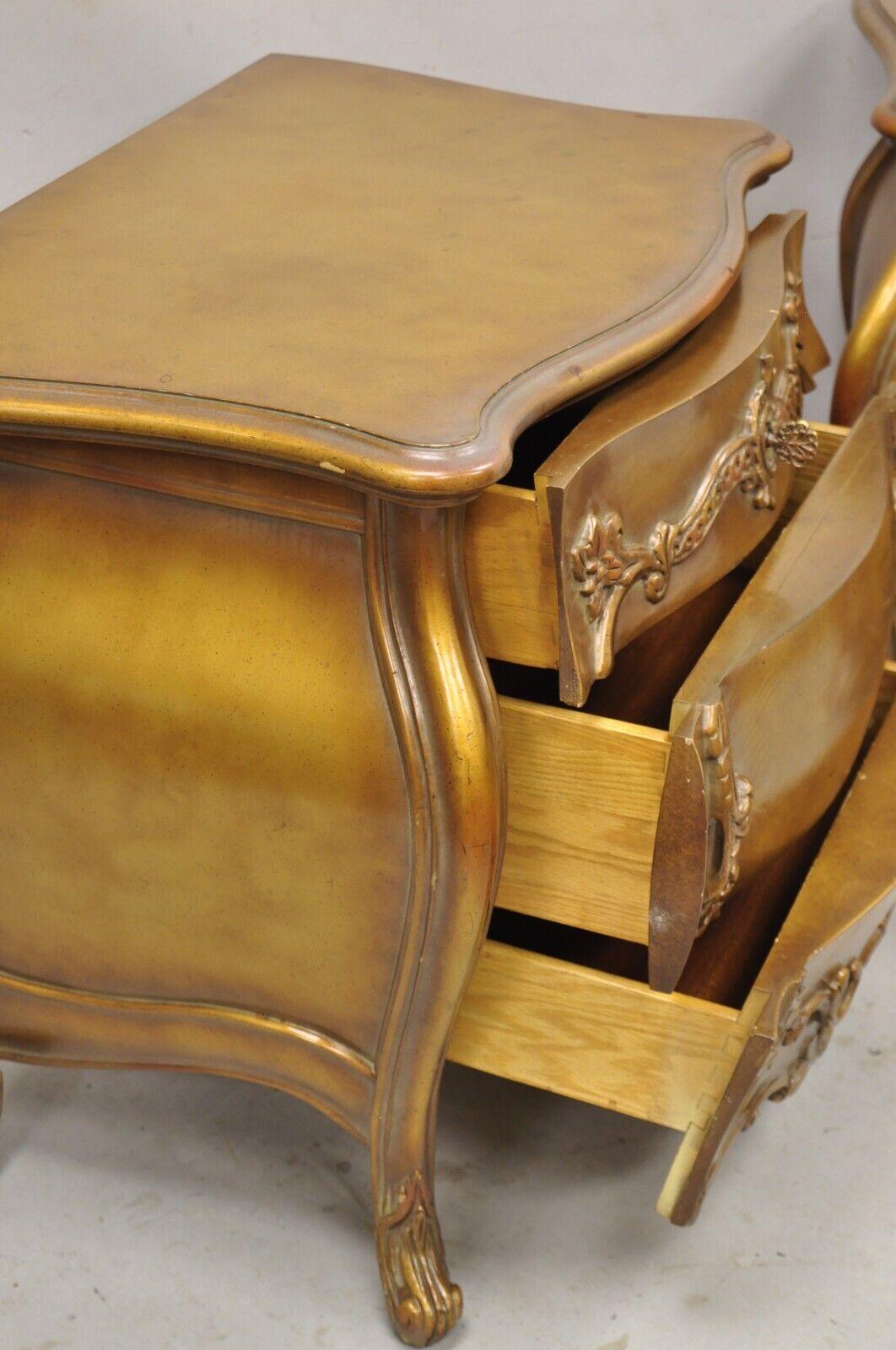 Vintage French Rococo Baroque Style Gold Gilt Bombe Nightstands - a Pair In Good Condition For Sale In Philadelphia, PA