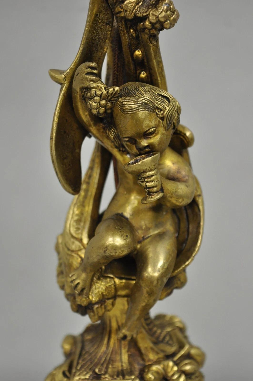 Vintage French Rococo Louis XV Brass Marble Figural Cherub Candelabra Table Lamp en vente 3