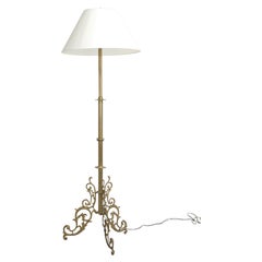 Lampada da terra dorata in stile French Rococo vintage con altezza regolabile