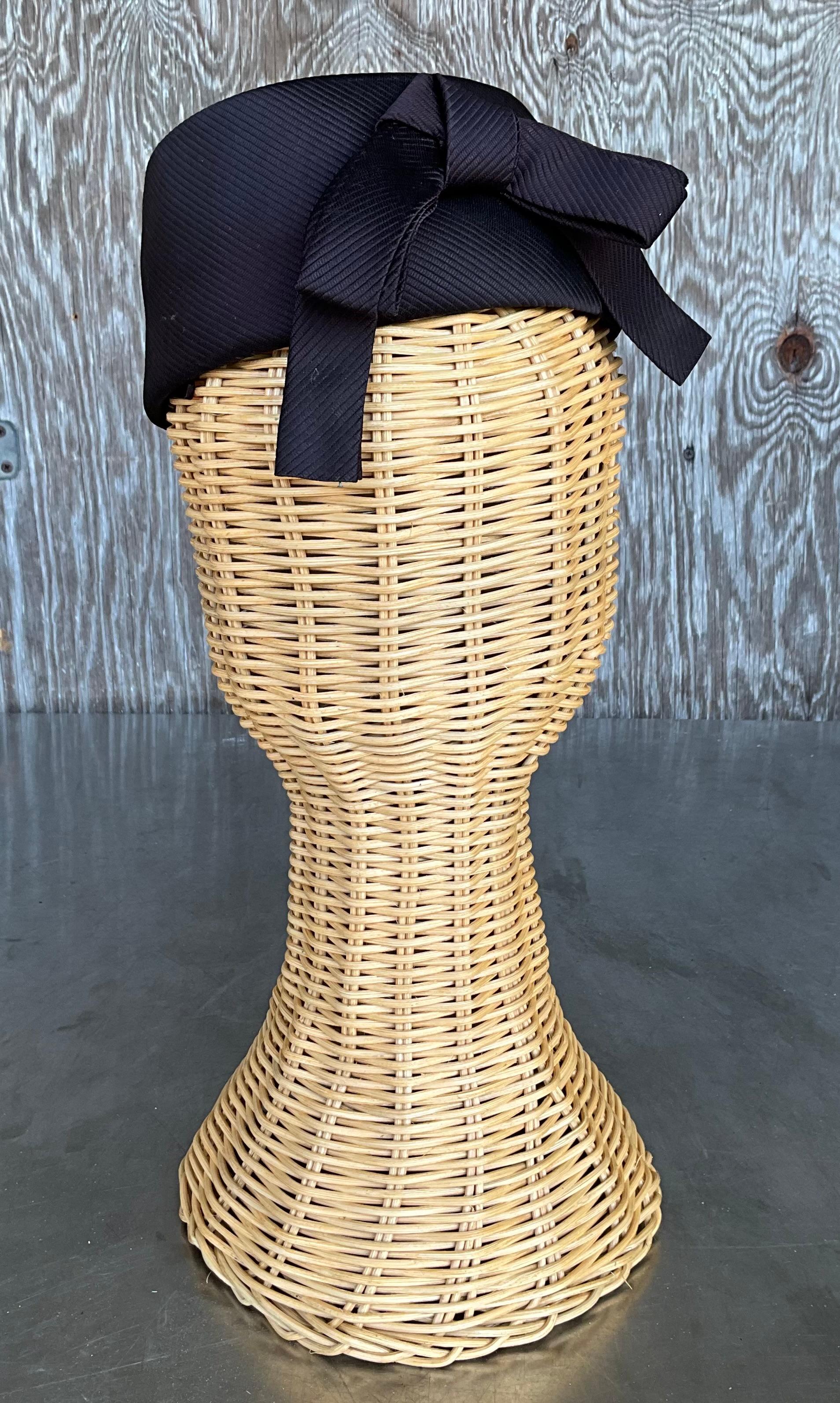 Vintage French Room Pillbox Hat In Good Condition For Sale In Lake Worth Beach, FL