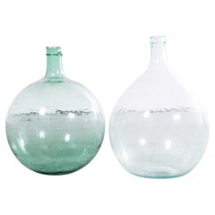 Französische runde Demijohns aus klarem und hellgrünem Glas im Vintage-Stil, Paar