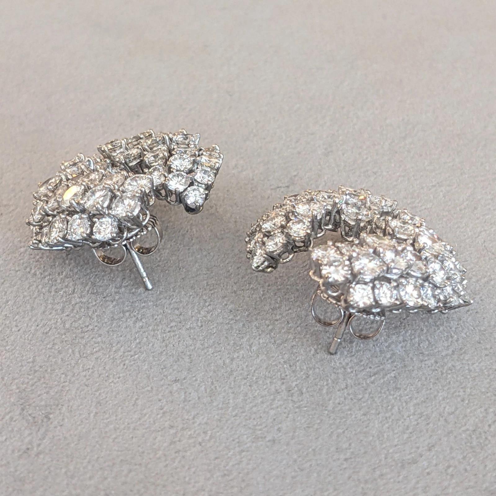 Women's Vintage French Round Diamond Swirl Earrings 15.00 carat total weight in Platinum For Sale