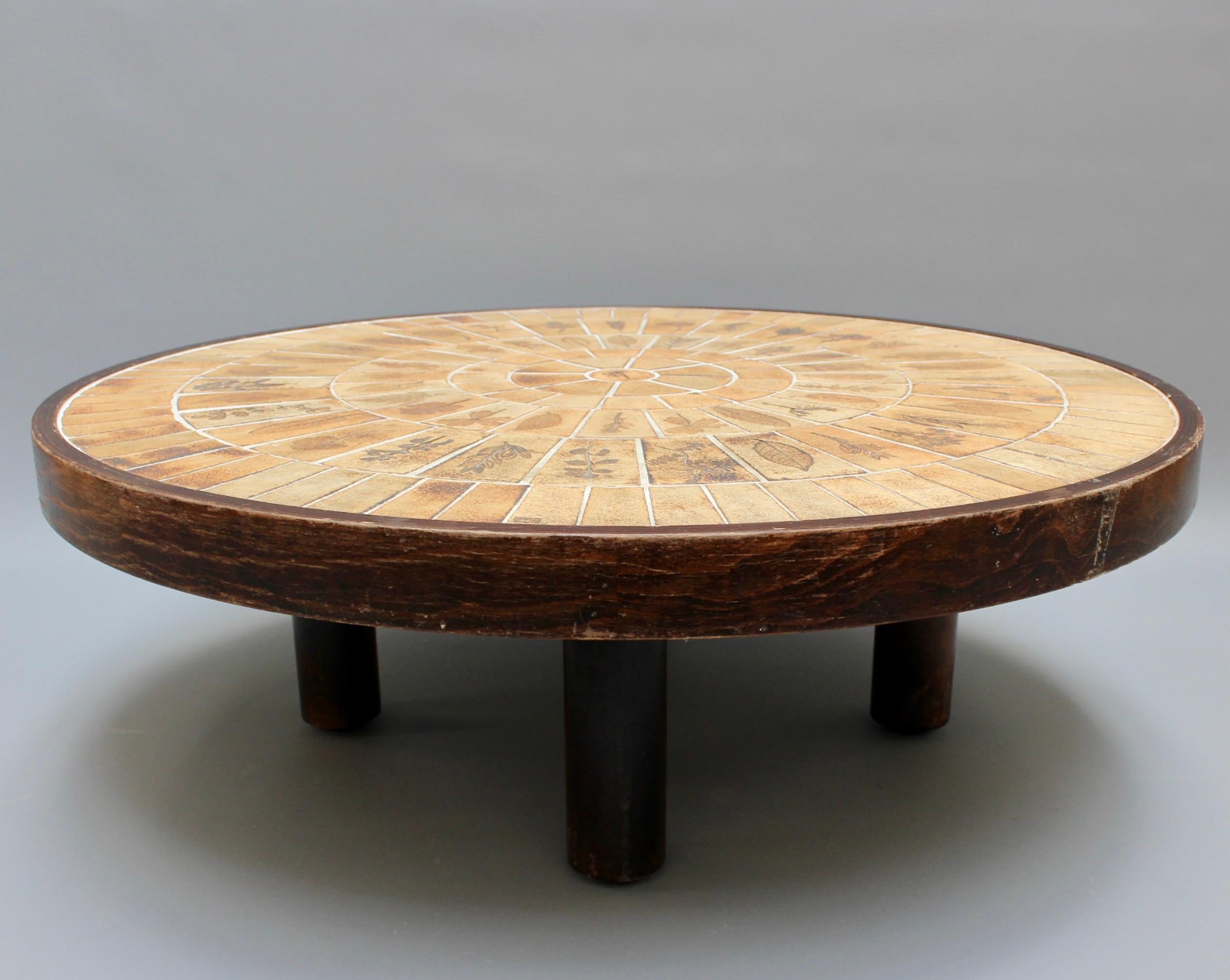 Vintage French Round Tiled Coffee Table by Roger Capron 'circa 1970s' 8