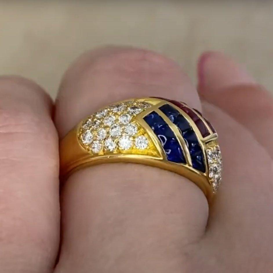 Vintage French Ruby (Approx. 0.40-Carats) and Sapphire (Approx. 0.7-Carats) Ring (Rundschliff) im Angebot
