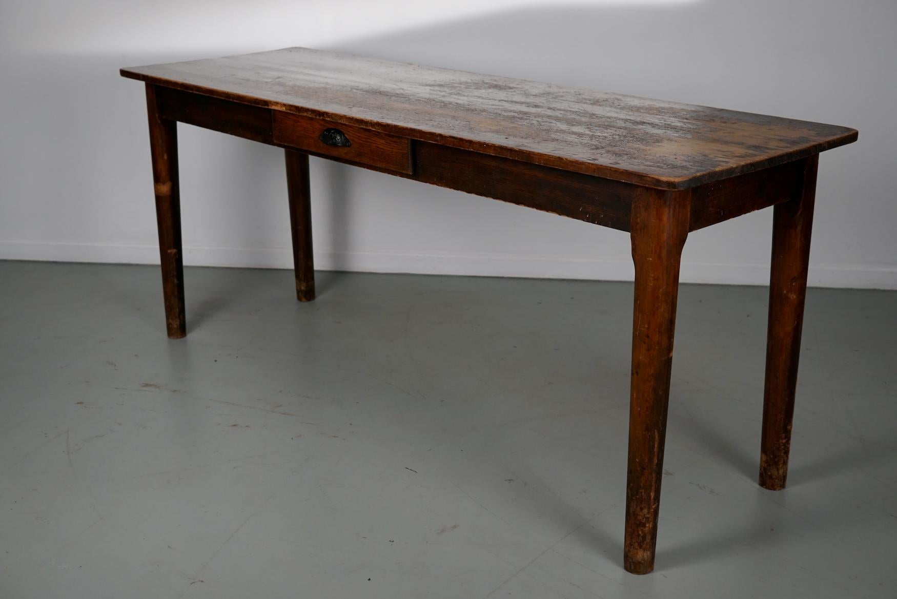 Vintage French Rustic Farmhouse Pine Side Table or Desk, 1950s For Sale 3