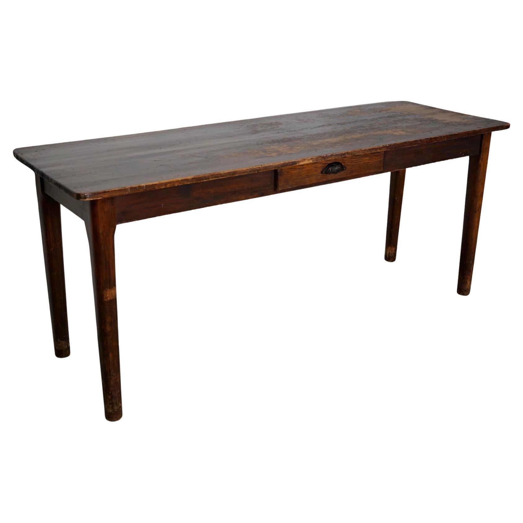 Vintage French Rustic Farmhouse Kiefer Beistelltisch oder Schreibtisch, 1950er Jahre