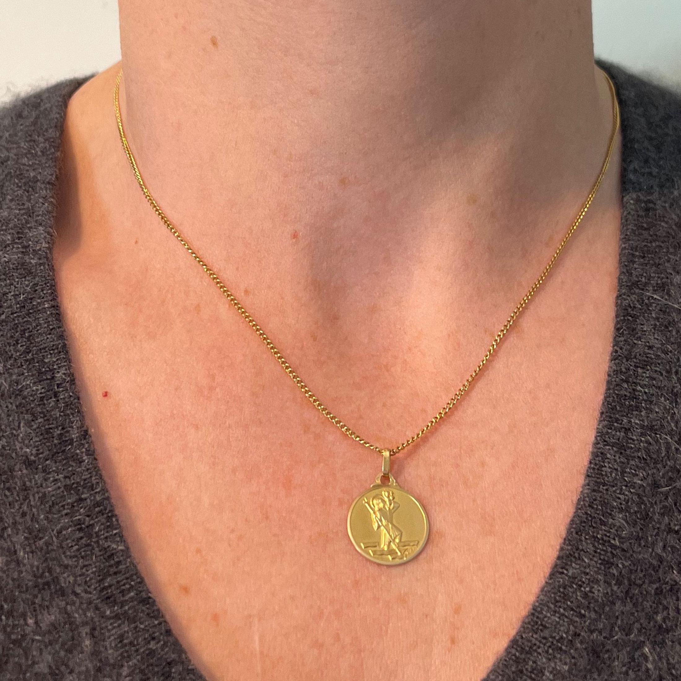 da uomo o donna Vintage French Saint Christopher 18K Yellow Gold Charm Pendant Medal in vendita