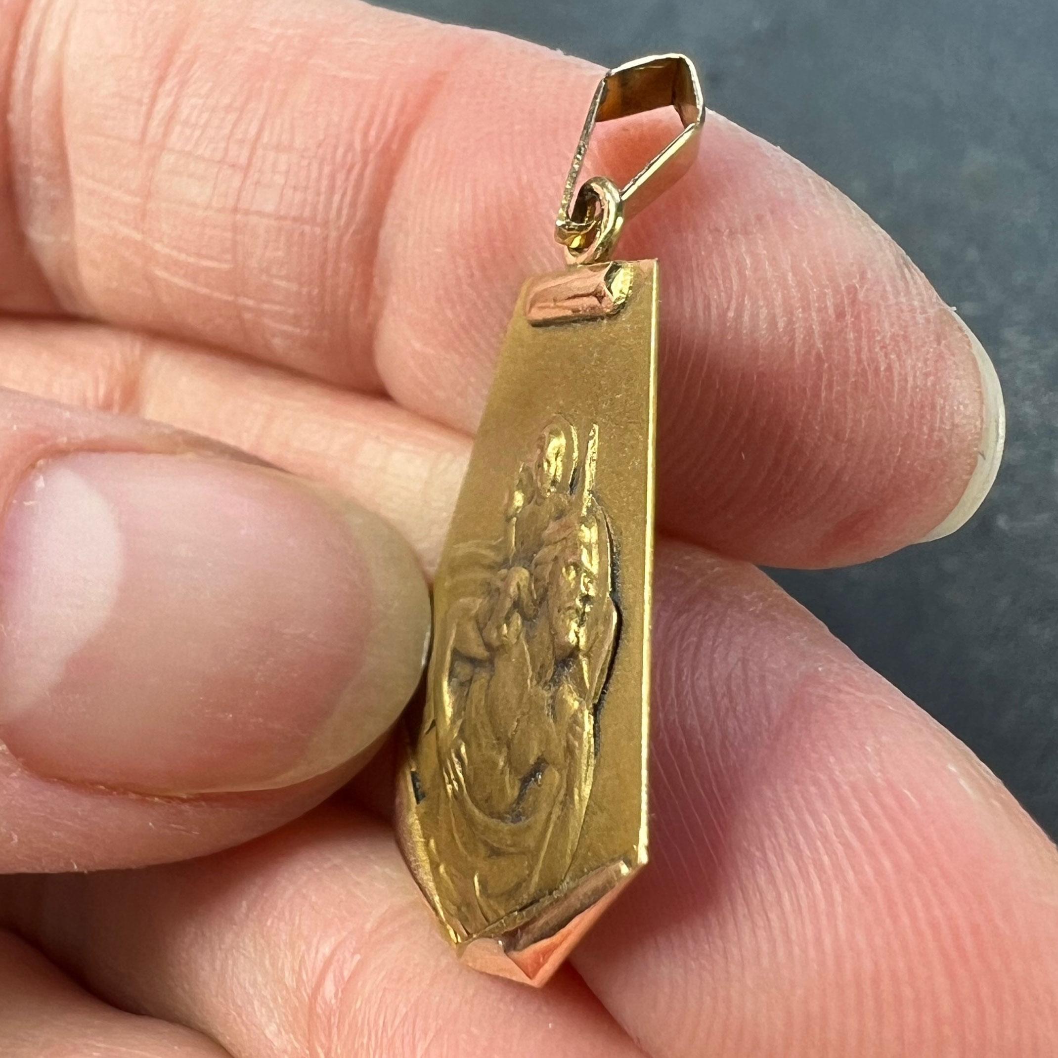 Vintage French Saint Christopher 18K Yellow Gold Medal Pendant For Sale 3