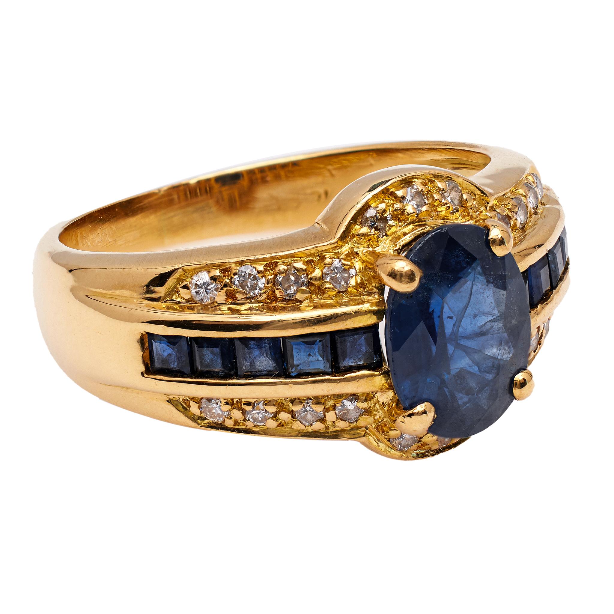 Women's or Men's Vintage French Sapphire Diamond 18k Yellow Gold Ring For Sale