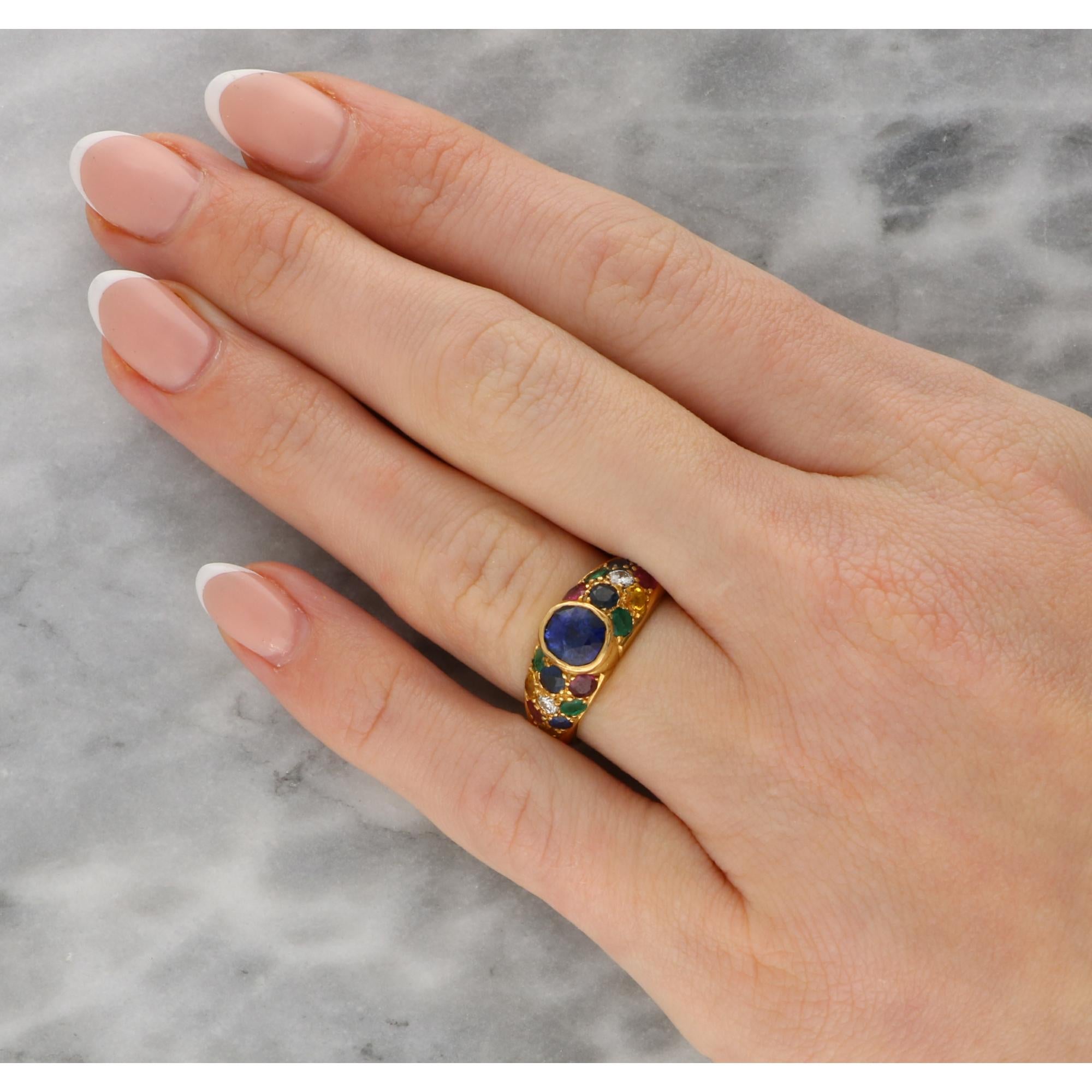 Vintage French Sapphire, Emerald, Ruby and Diamond Bombe Ring in 18k Yellow Gold For Sale 1