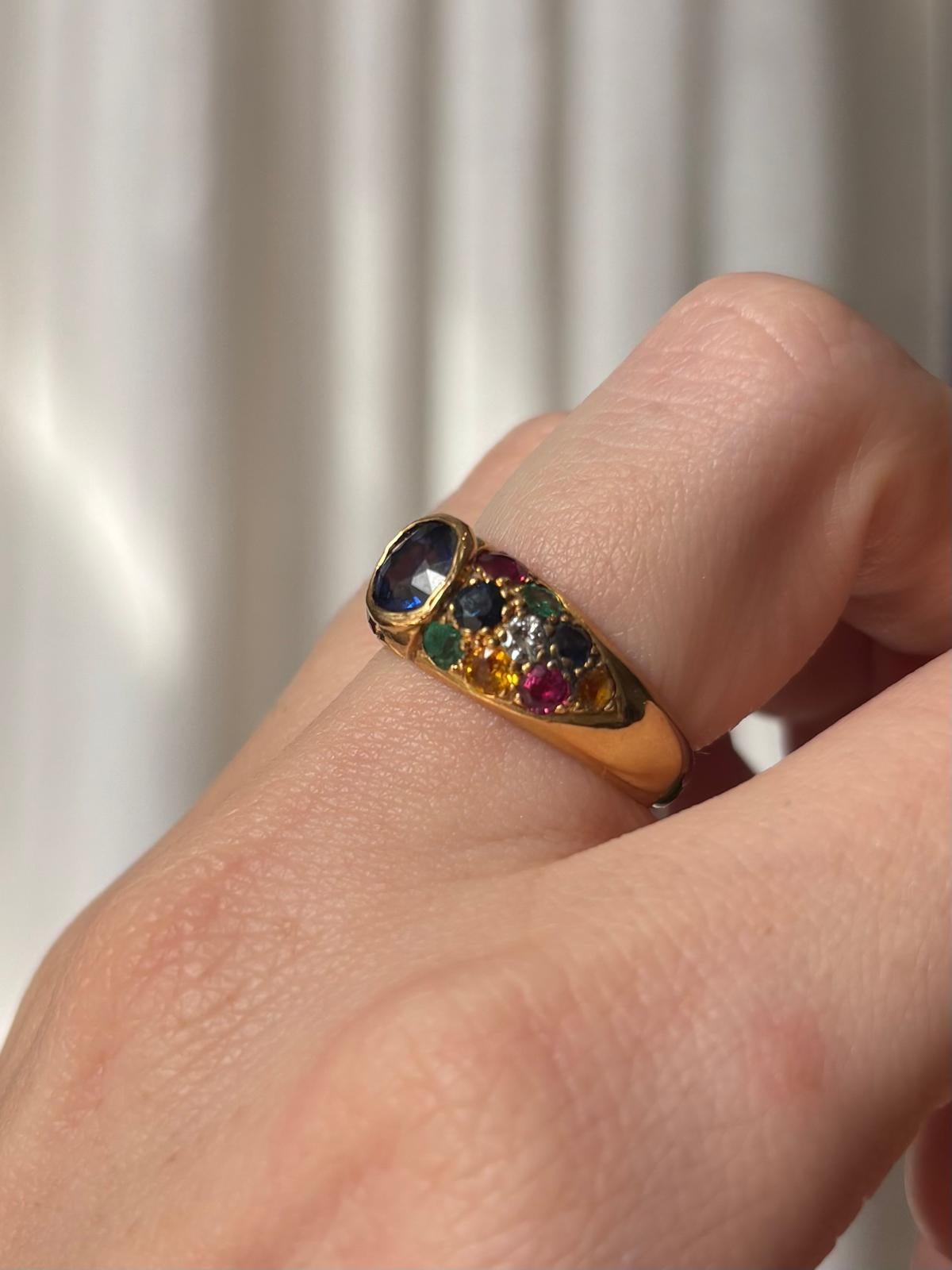 Vintage French Sapphire, Emerald, Ruby and Diamond Bombe Ring in 18k Yellow Gold For Sale 3