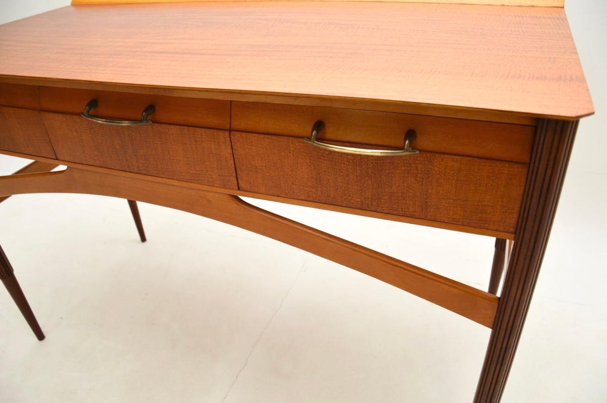 Bureau / Console Vintage en bois satiné français en vente 2