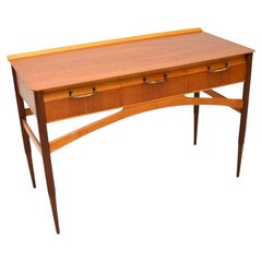 Escritorio / Consola francesa vintage de madera satinada