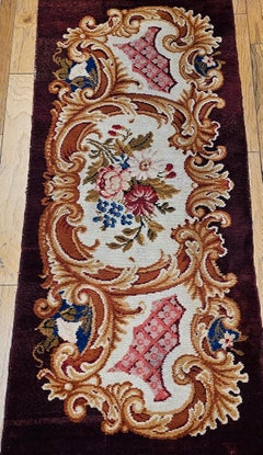 Französische Savonnerie mit Blumenmuster in schokoladenbraun, elfenbeinfarben, rot und blau