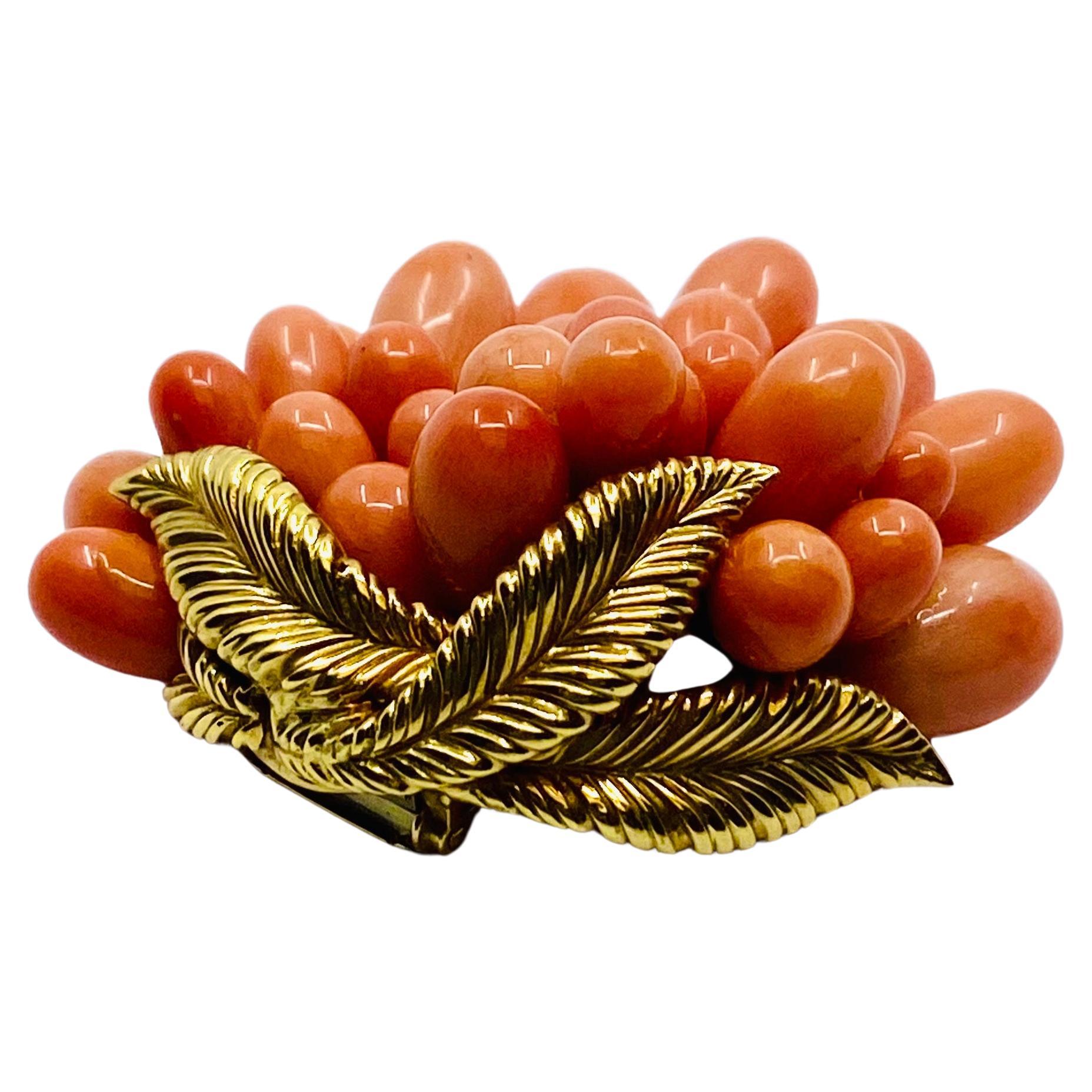 Vintage French Set Coral Earrings Brooch 18k Gold For Sale 7