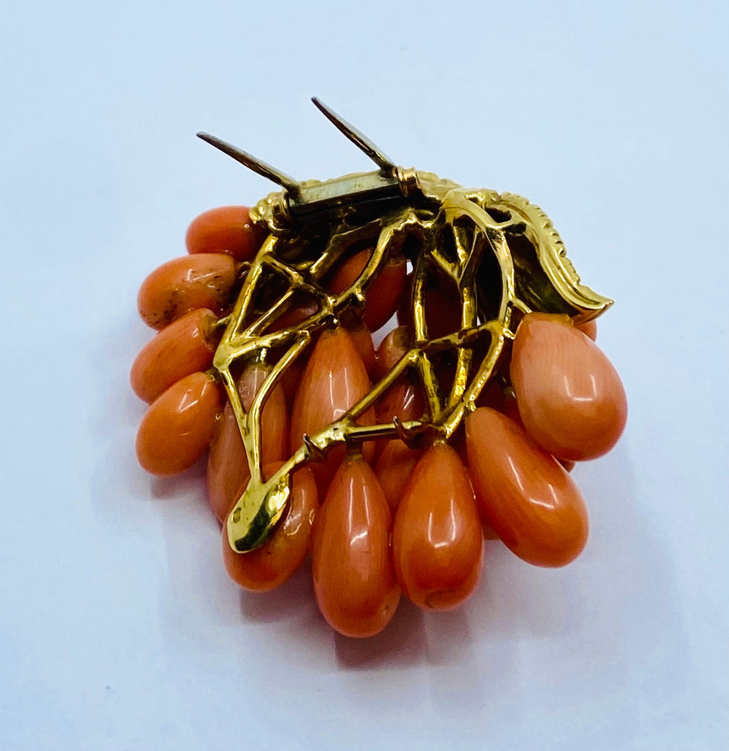 Vintage French Set Coral Earrings Brooch 18k Gold For Sale 9