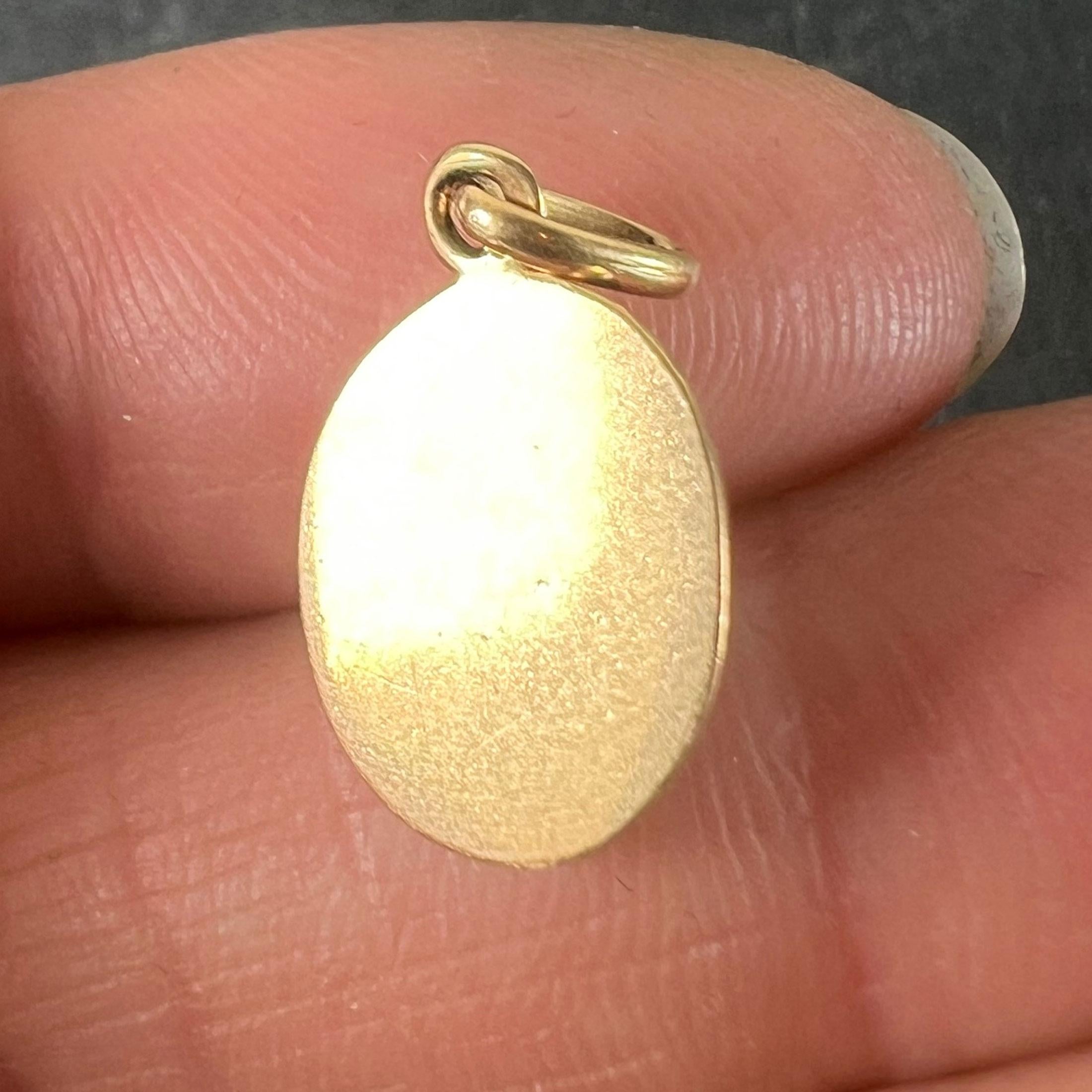 Colgante amuleto de la suerte vintage francés mariquita de siete puntos en oro amarillo de 18 quilates en venta 4