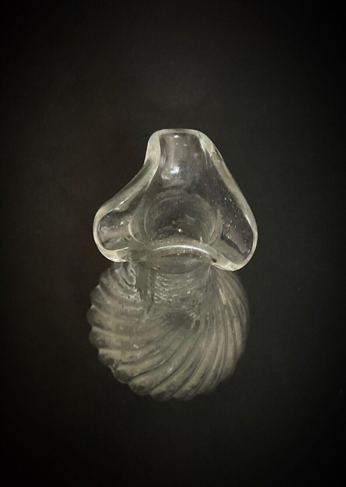 Vintage French Spiral Fluted Glass Decanter, 1940s - 2Y578 For Sale 4