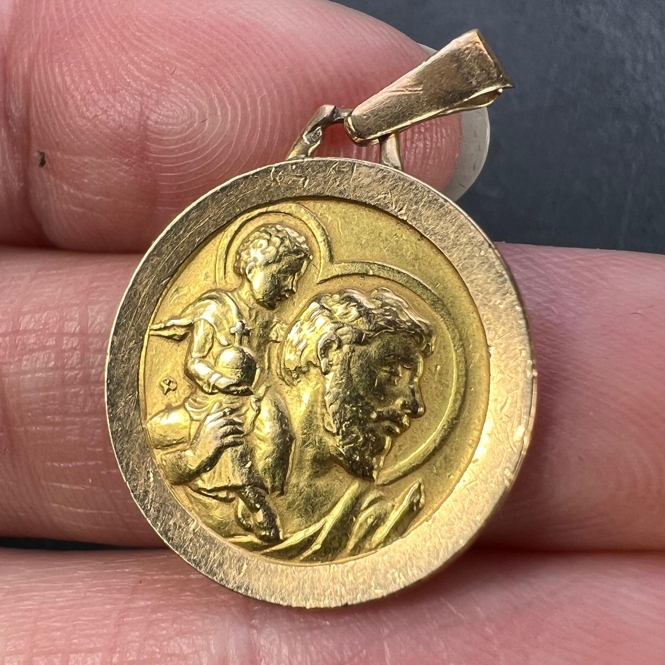 Vintage French St Christopher 18k Yellow Gold Charm Pendant For Sale 1