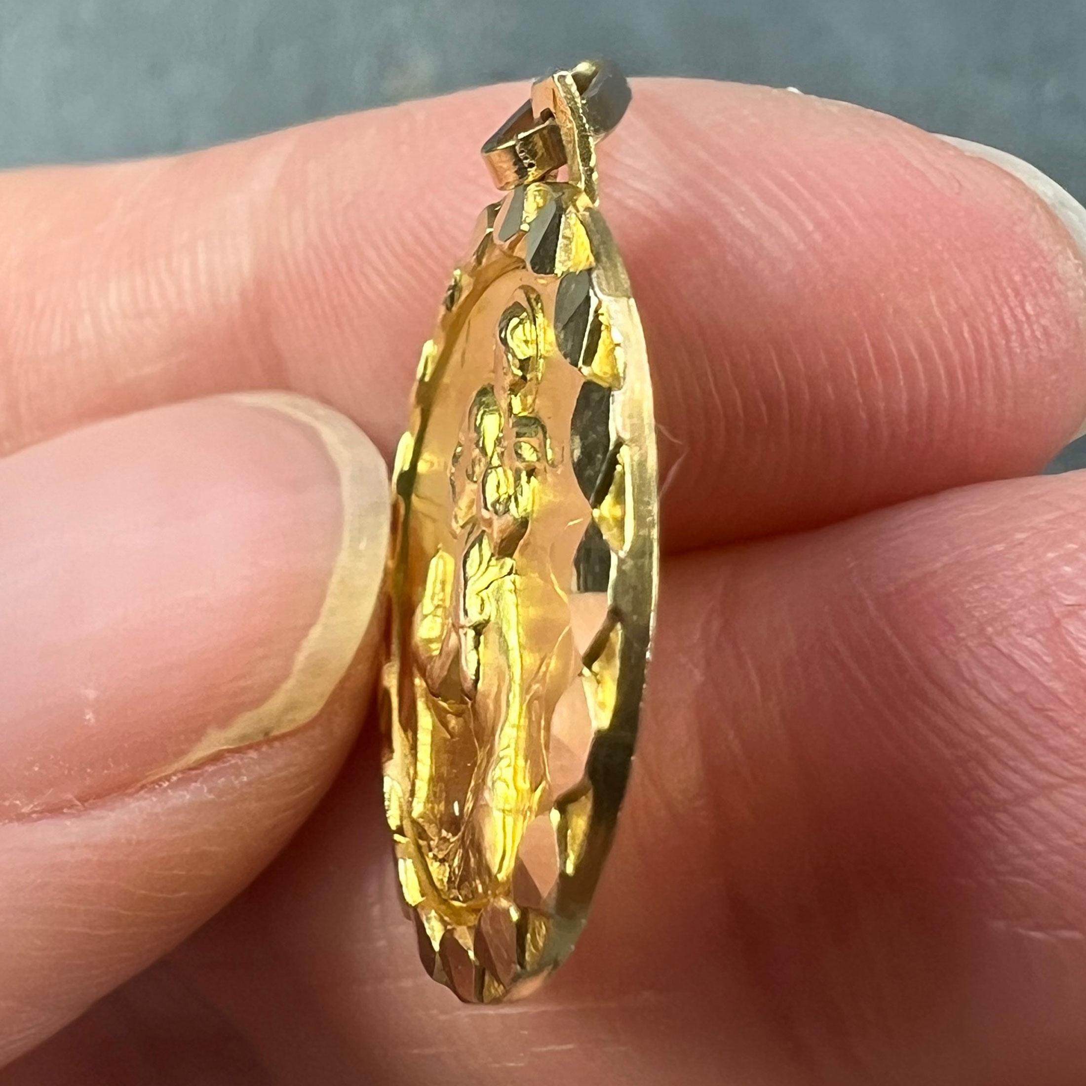 Vintage French St Christopher 18K Yellow Gold Charm Pendant For Sale 3