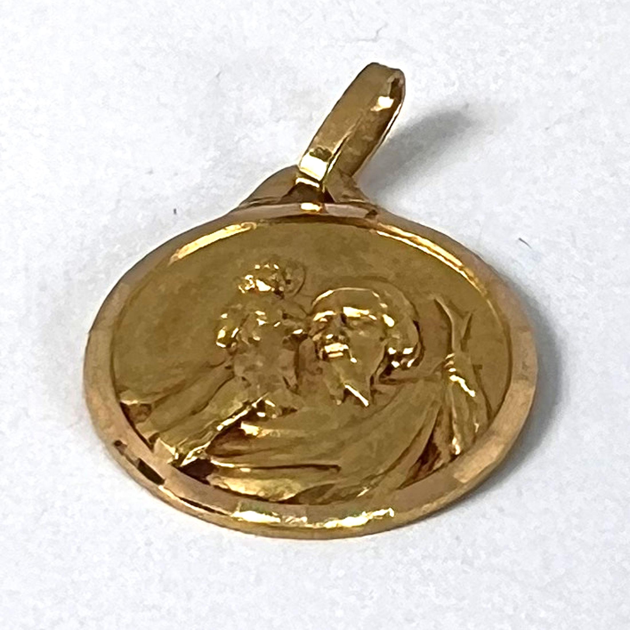 Vintage French St Christopher 18K Yellow Gold Religious Medal Pendant en venta 10