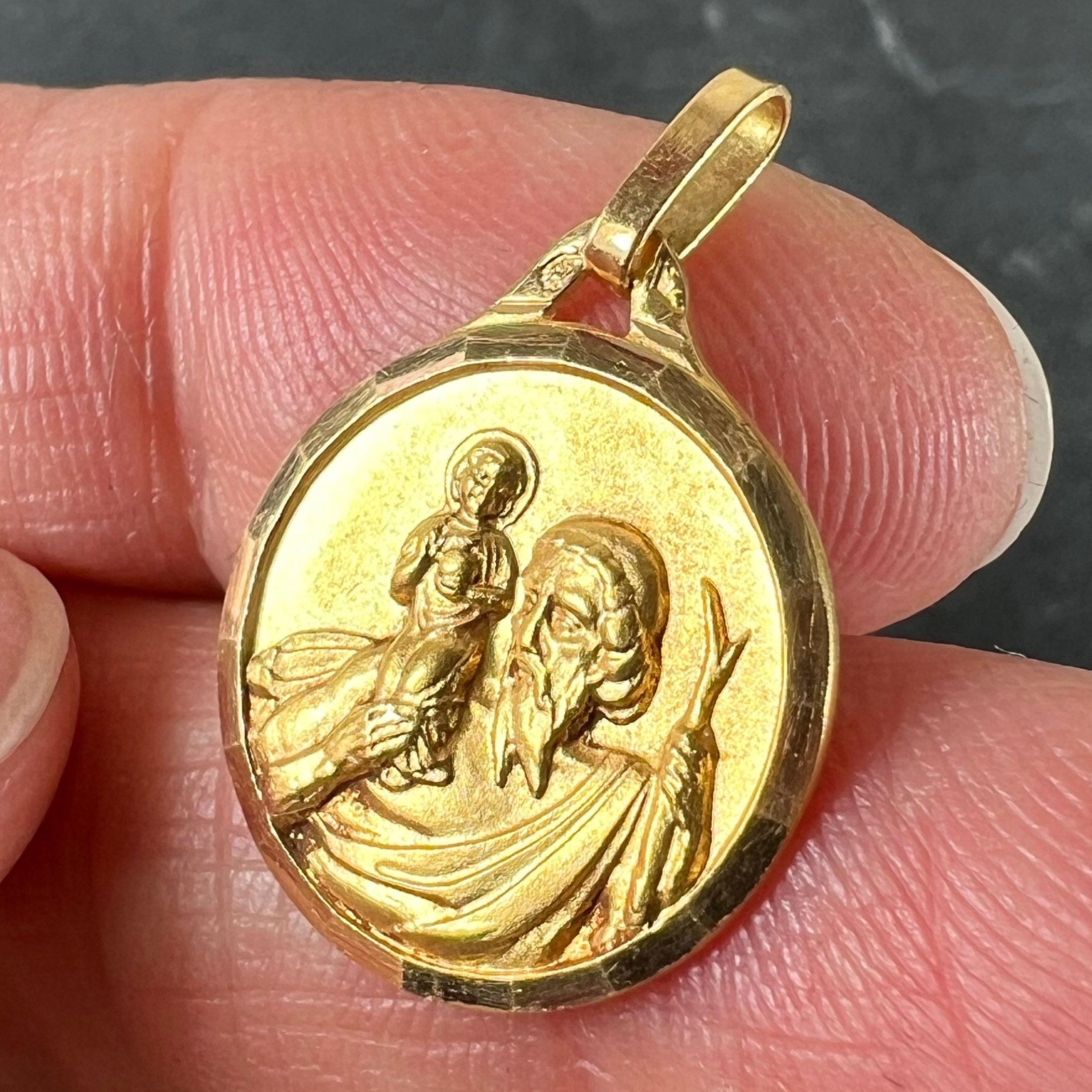 Vintage French St Christopher 18K Yellow Gold Religious Medal Pendant en venta 2