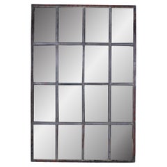 Französischer Vintage-Fensterrahmen aus Stahl als Spiegel mit Original-Patina