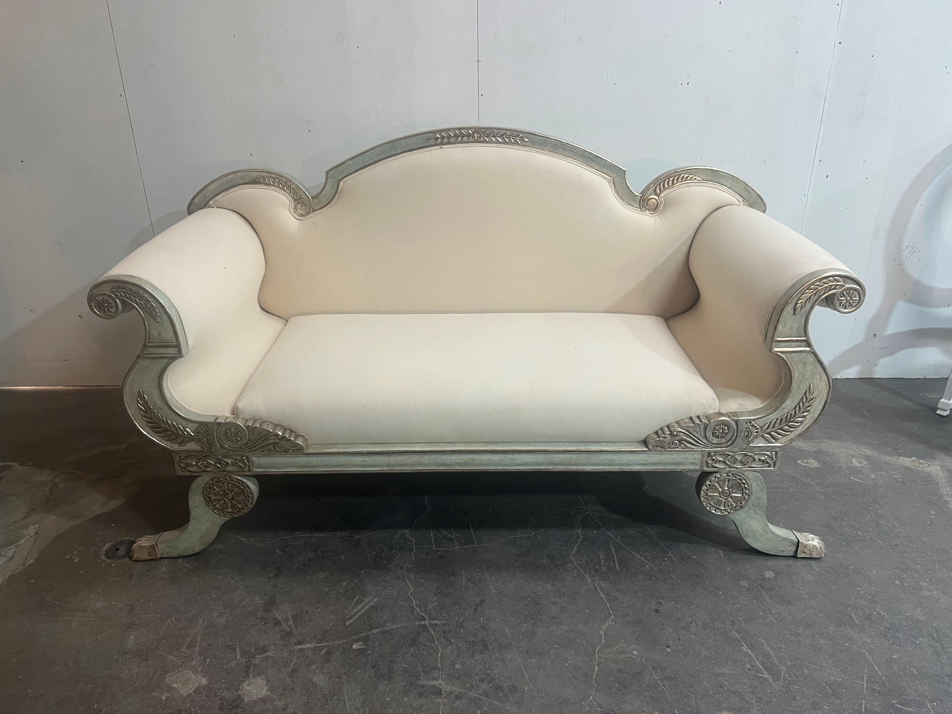 Vintage French Style 23 White Karat Gold Finished Settee Upholstered in Muslin For Sale 3