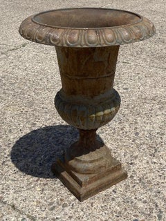 Vintage French Style Large 37" Cast Iron Campana Urn Outdoor Garden Planter Pot