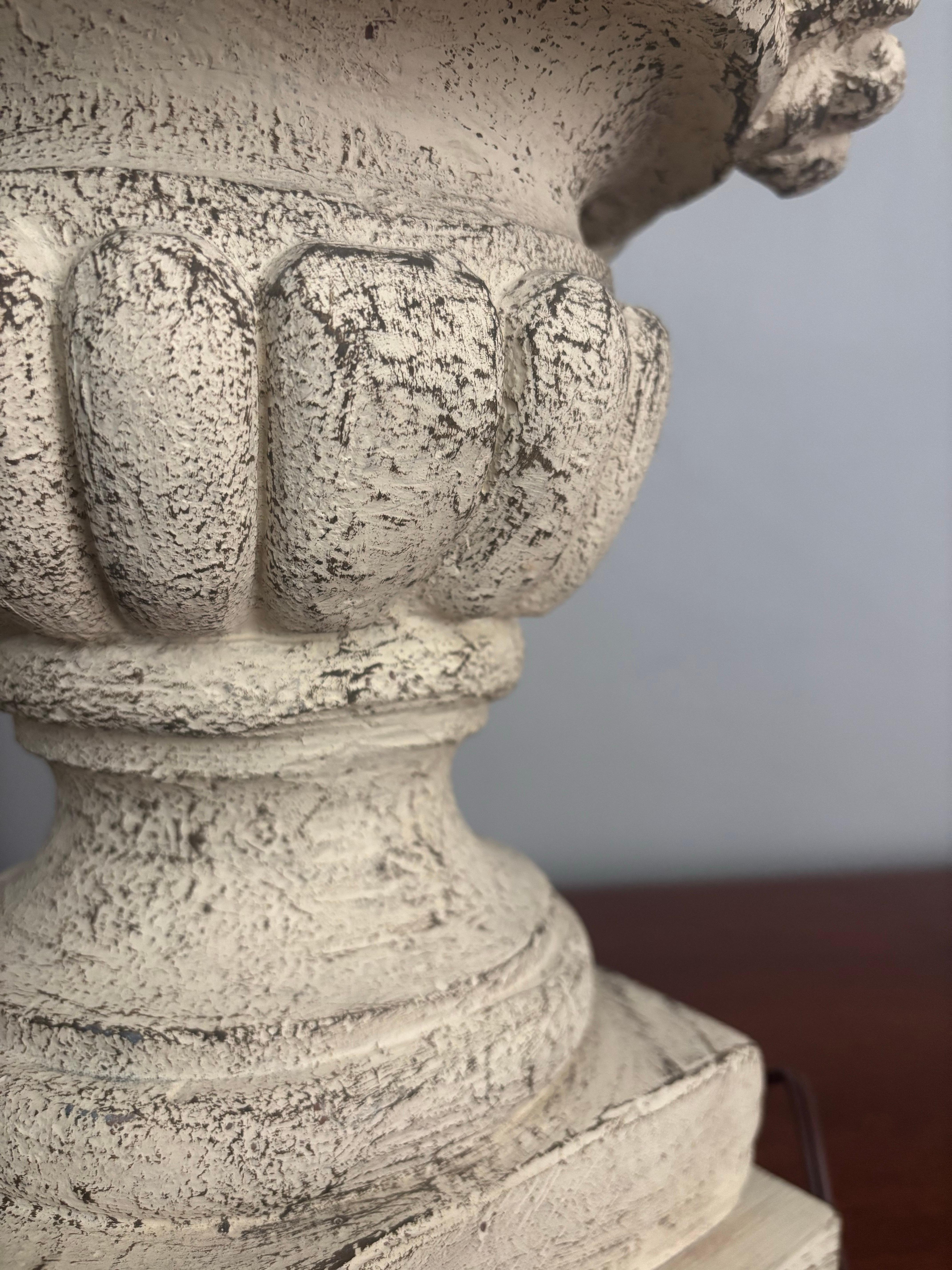 Vintage French Style Topiary Fruit Bowl Carved Wood Table Lamps, a pair In Good Condition For Sale In Boynton Beach, FL