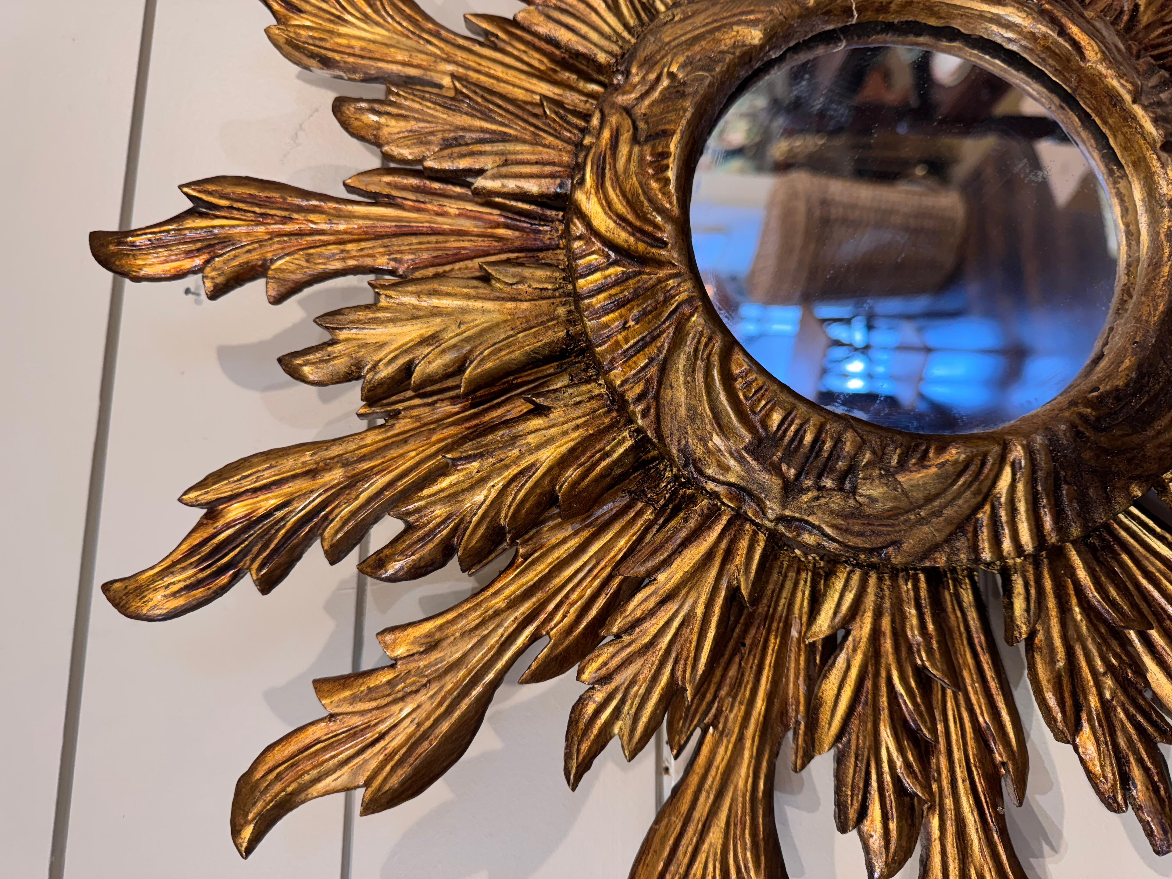 Vintage French Sunburst Mirror In Good Condition In Nashville, TN