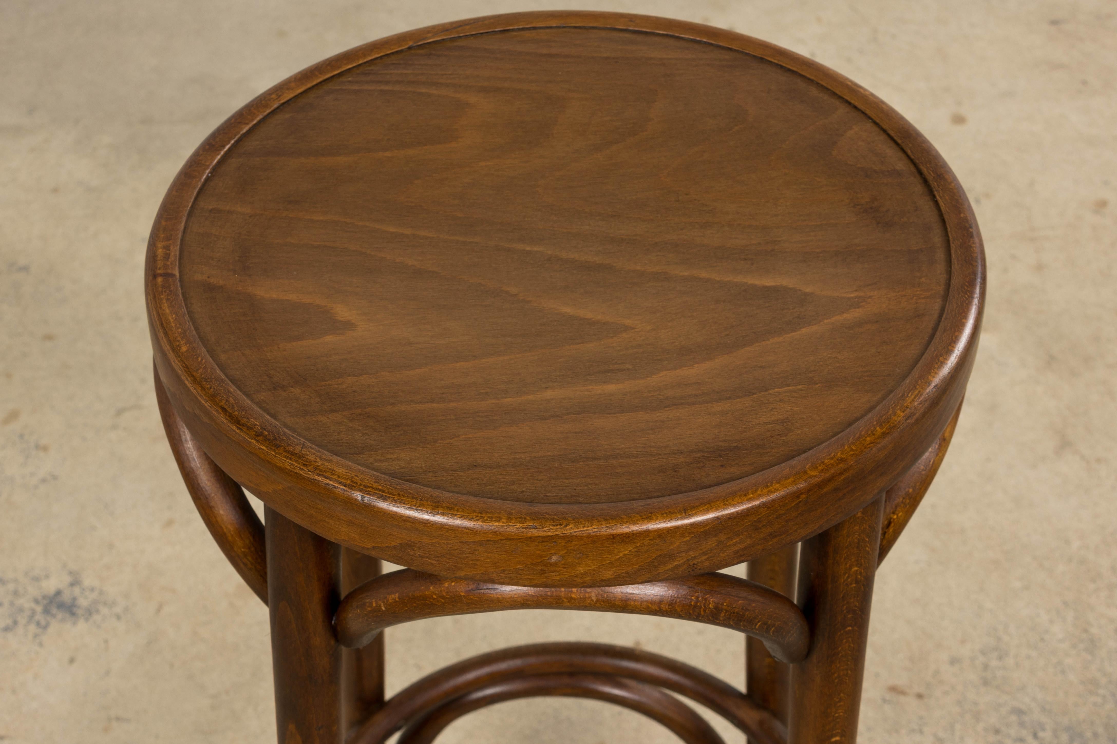 Set di 6 sgabelli da bar francesi Thonet in bengala d'epoca in vendita 8