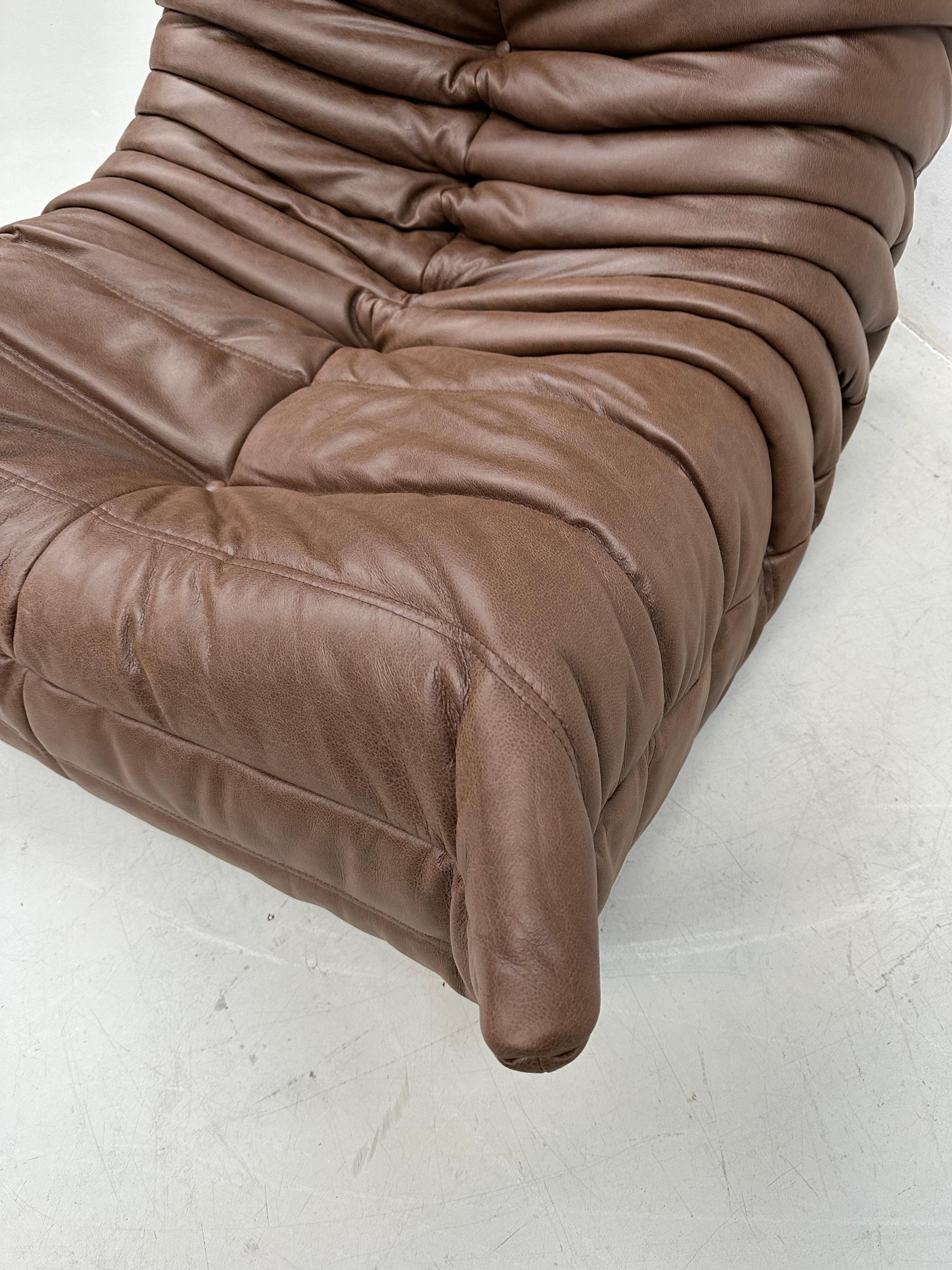 French Togo Chair in Dark Brown Leather by M.Ducaroy for Ligne Roset For Sale 3