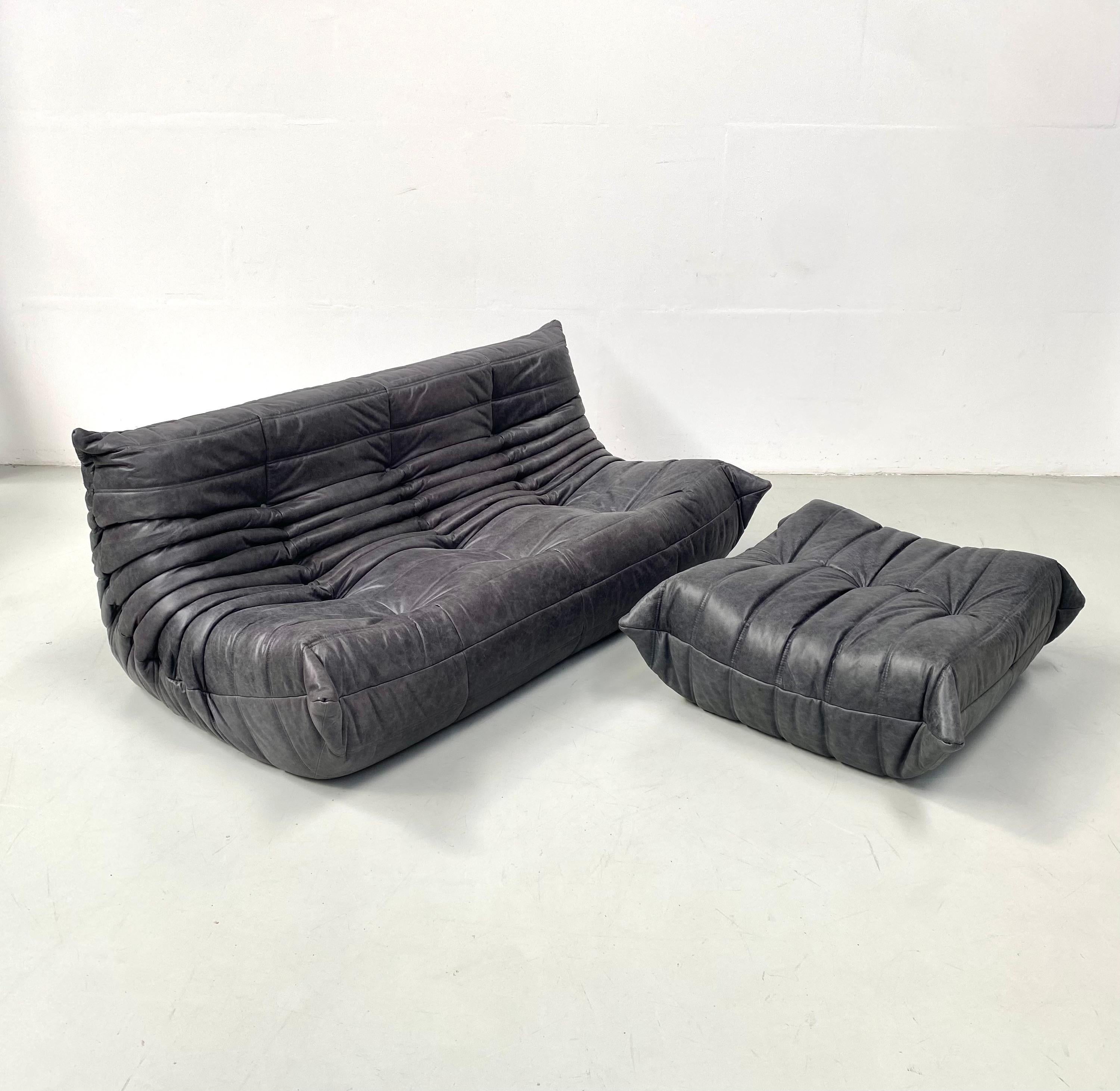 Vintage French Togo Set in Ash Black Leather by M.Ducaroy for Ligne Roset, 1970s 5