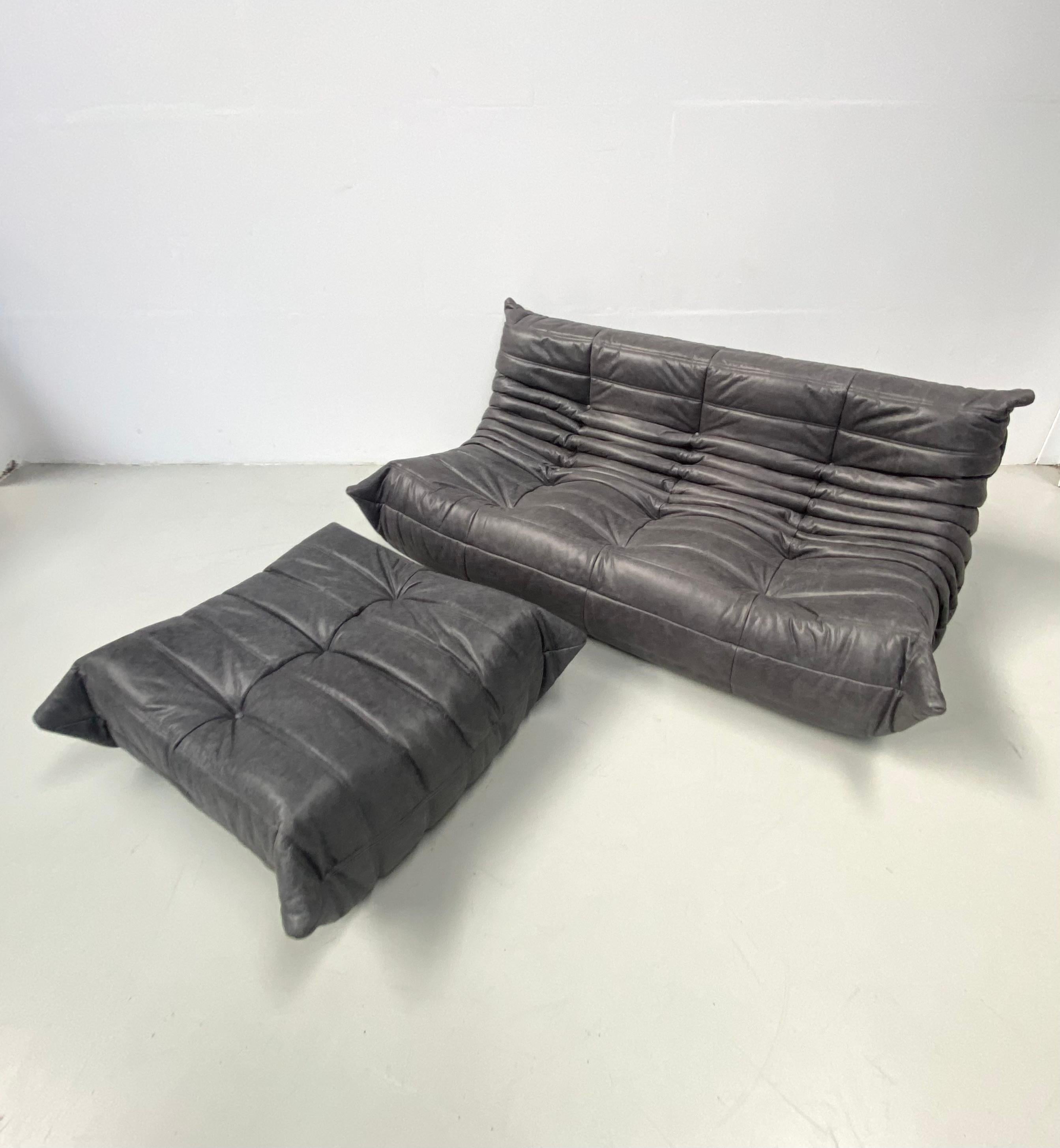 Vintage French Togo Set in Ash Black Leather by M.Ducaroy for Ligne Roset, 1970s 13