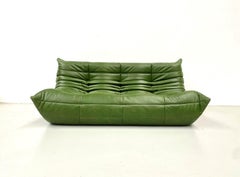 Französisches Togo-Sofa aus Waldgrünem Leder von M. Ducaroy für Ligne Roset