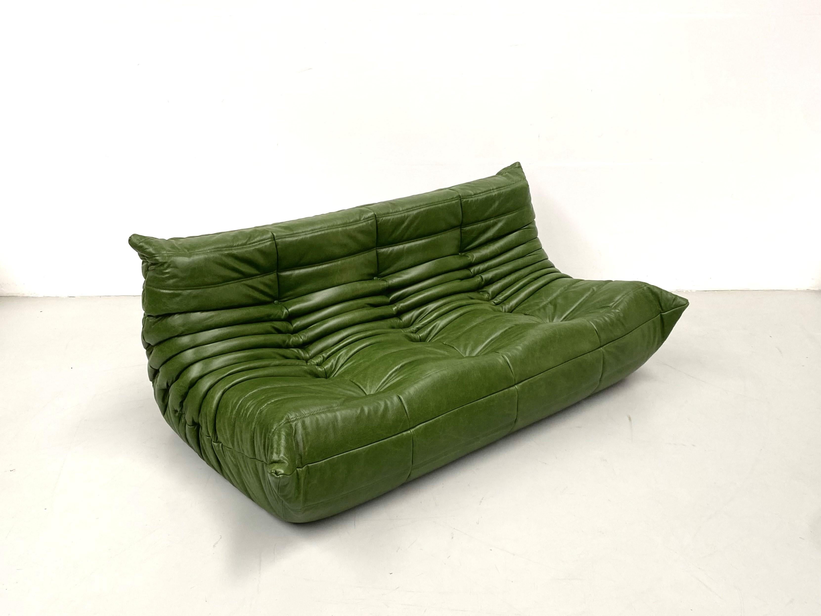 Vintage French Togo Sofa in Green Leather by Michel Ducaroy for Ligne Roset 3